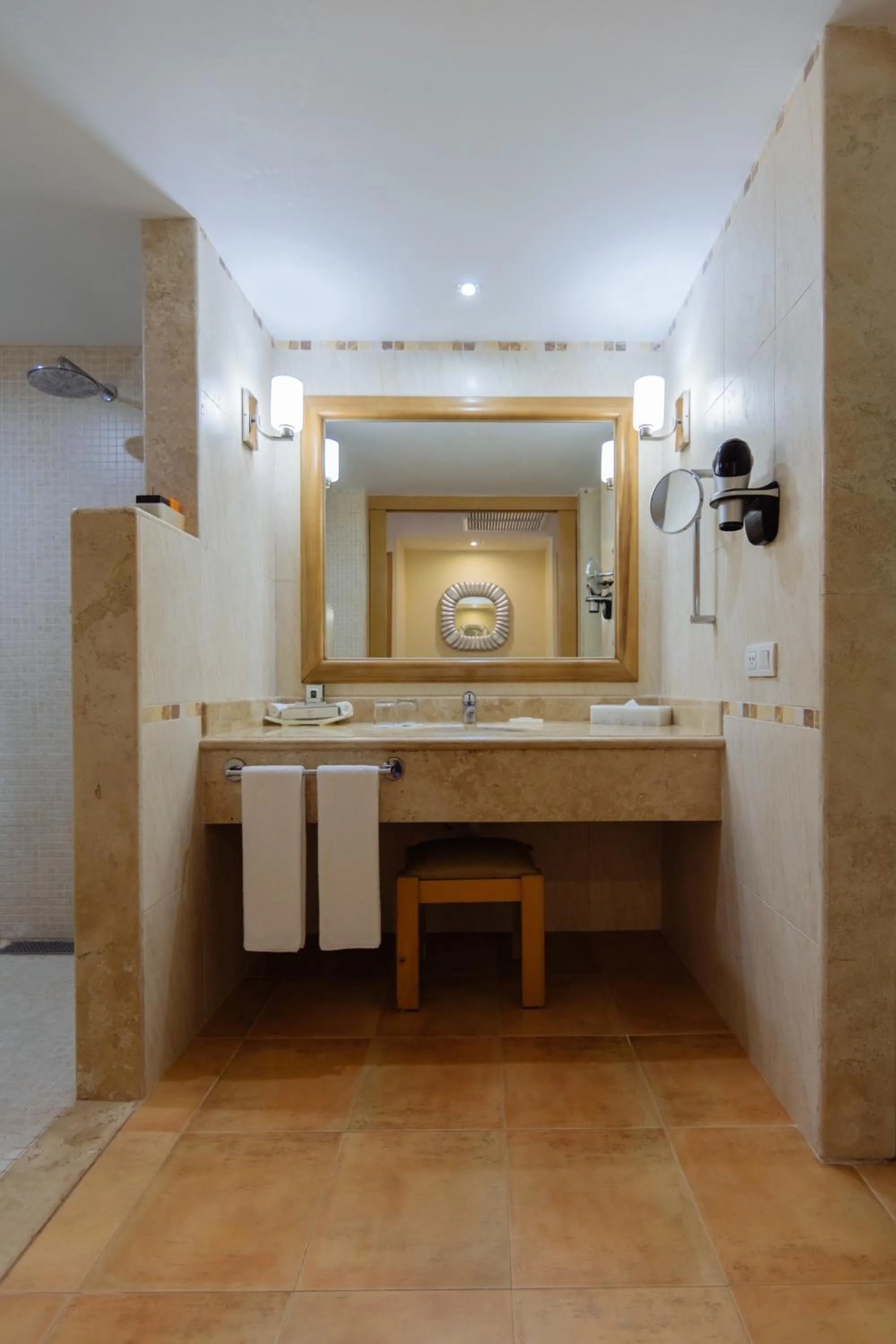 Bathroom in Barceló Maya Beach - All Inclusive