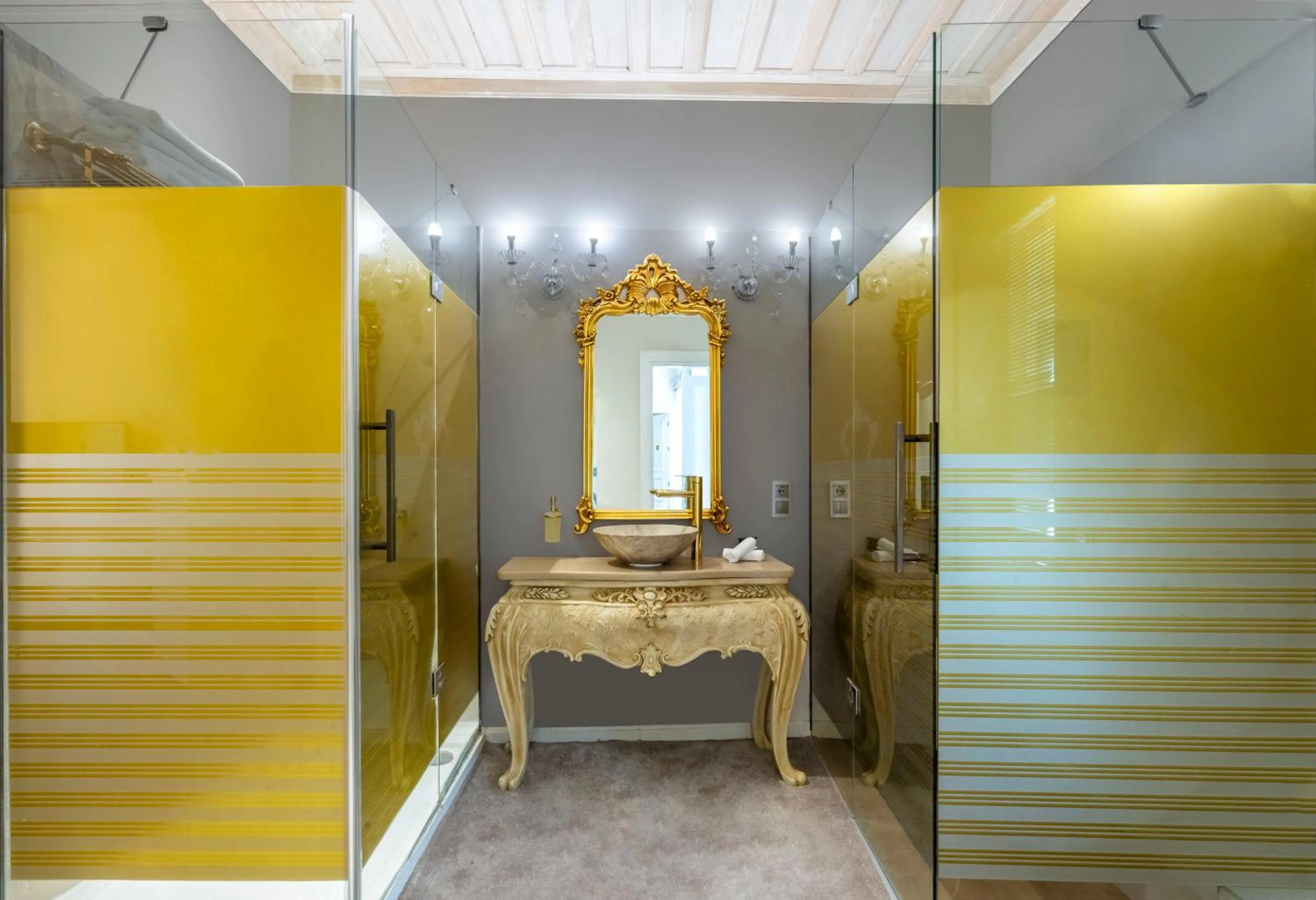 Bathroom in Elegance East Hotel