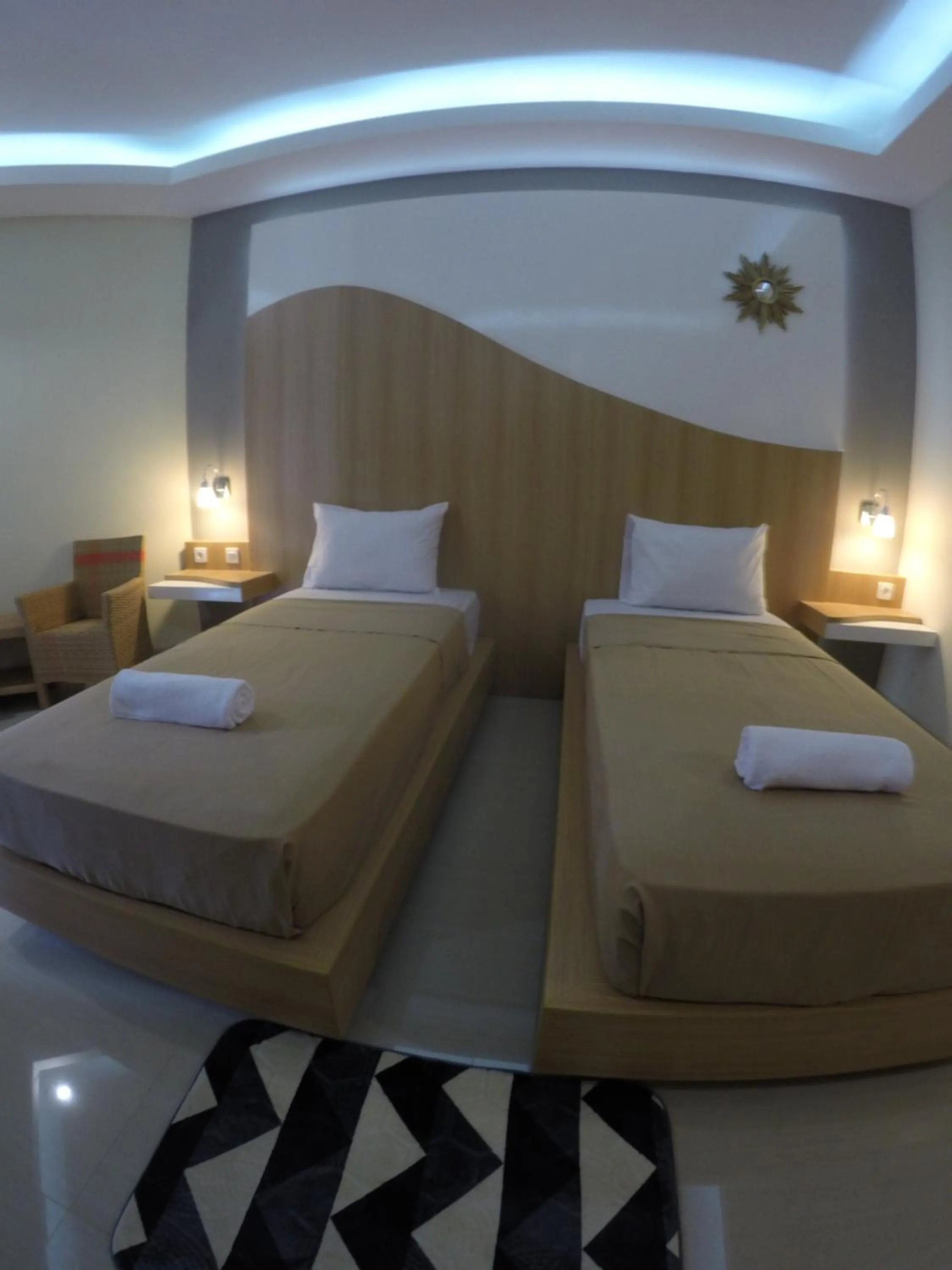 Bedroom, Bed in Coral Beach 2 Bungalow