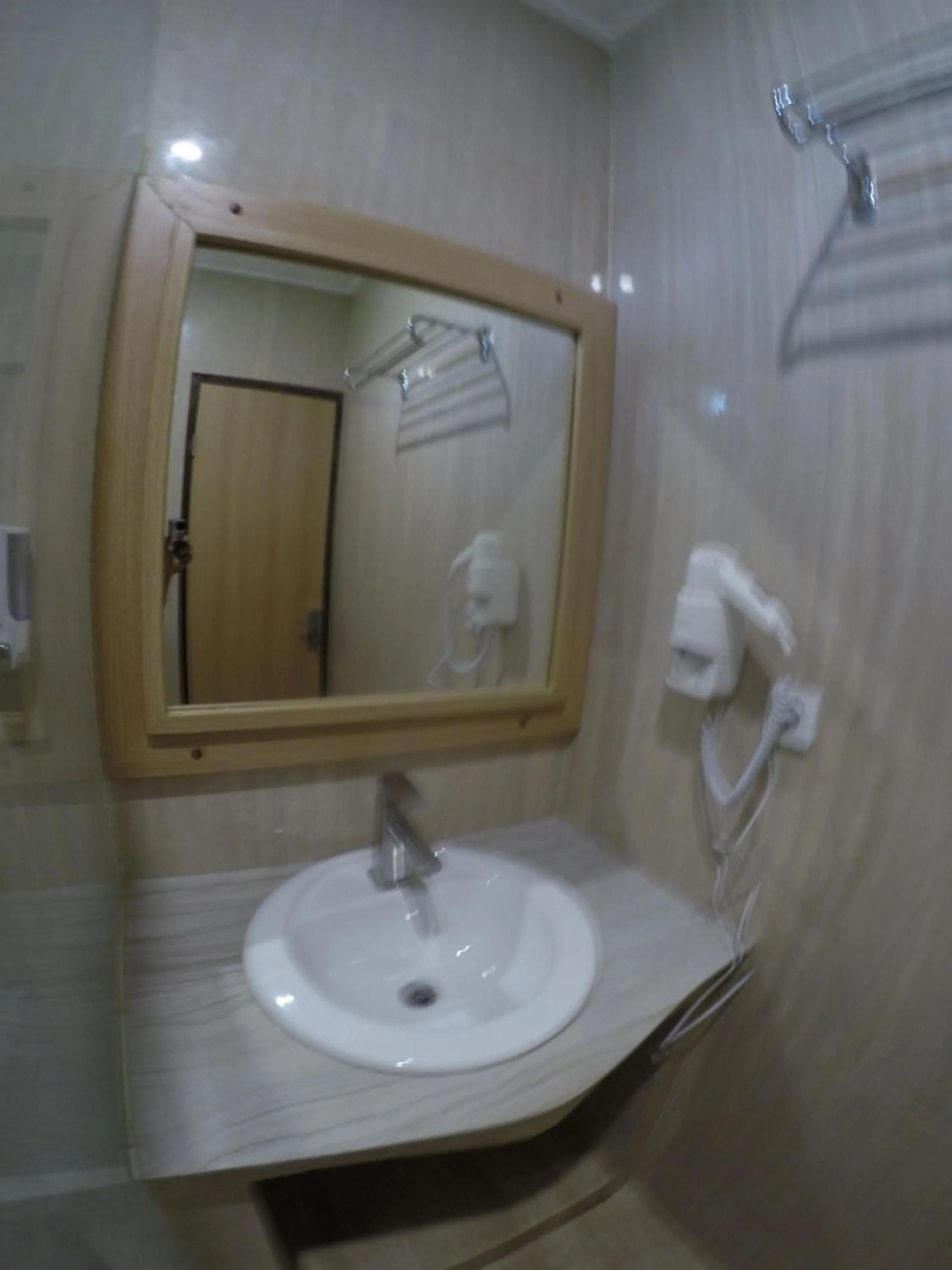 Toilet in Coral Beach 2 Bungalow