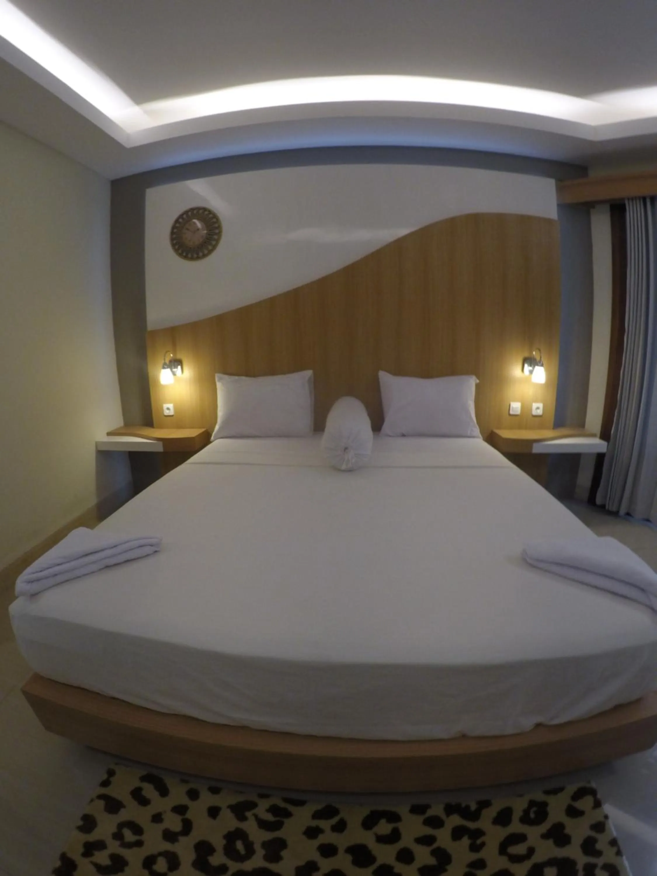 Bed in Coral Beach 2 Bungalow