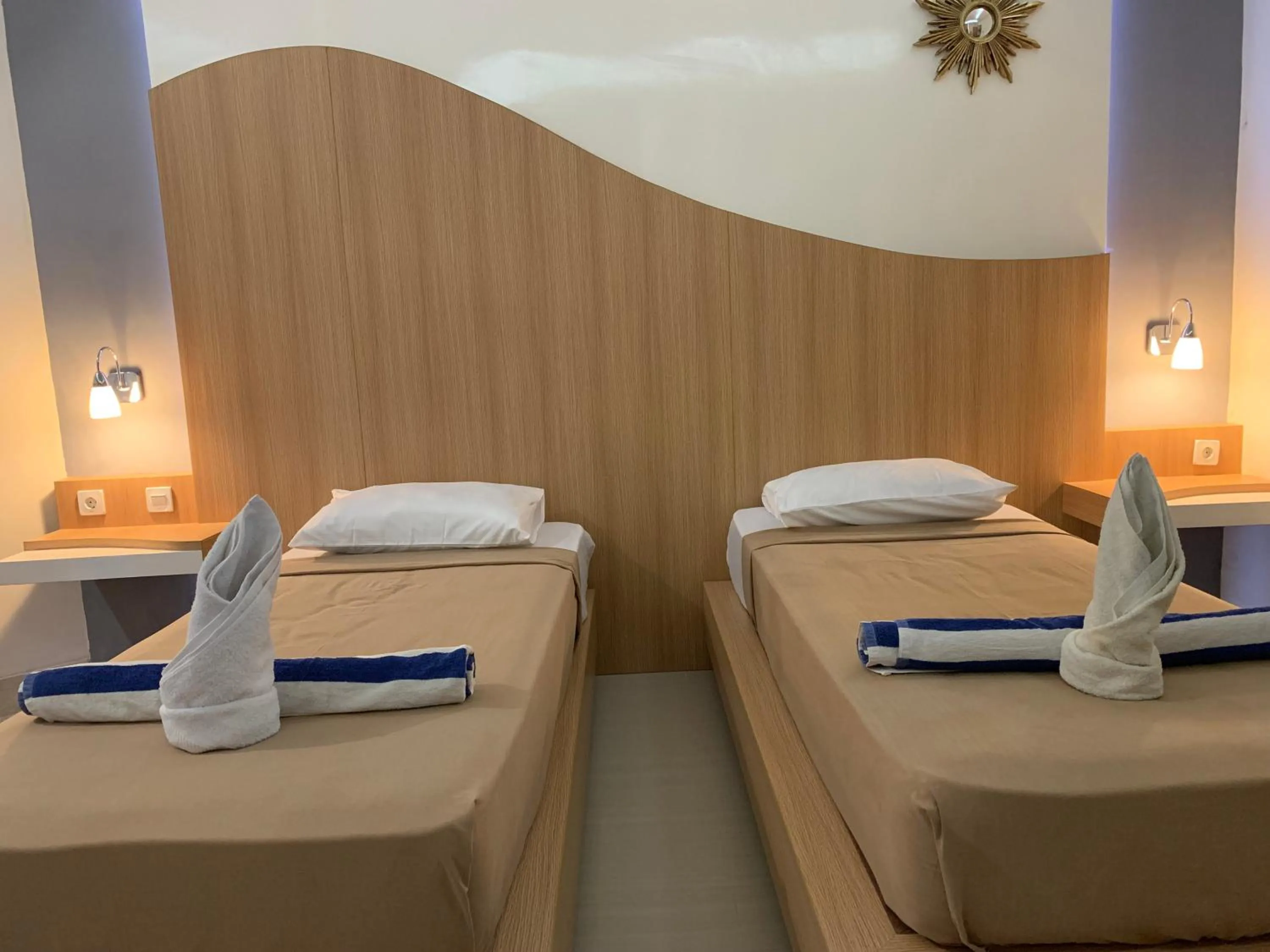 Bed in Coral Beach 2 Bungalow