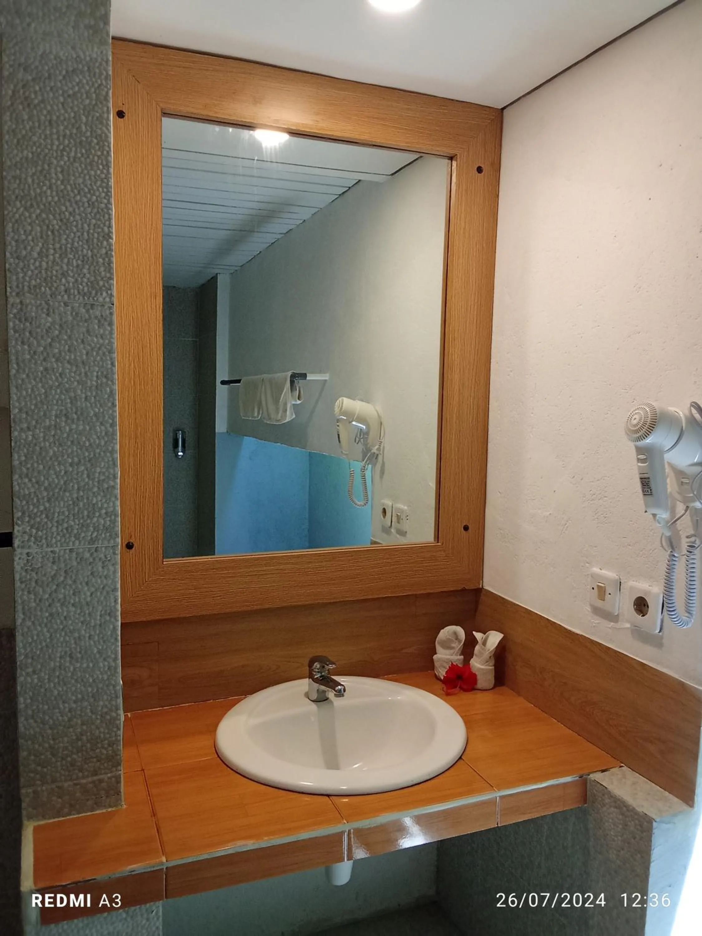 Bathroom in Coral Beach 2 Bungalow