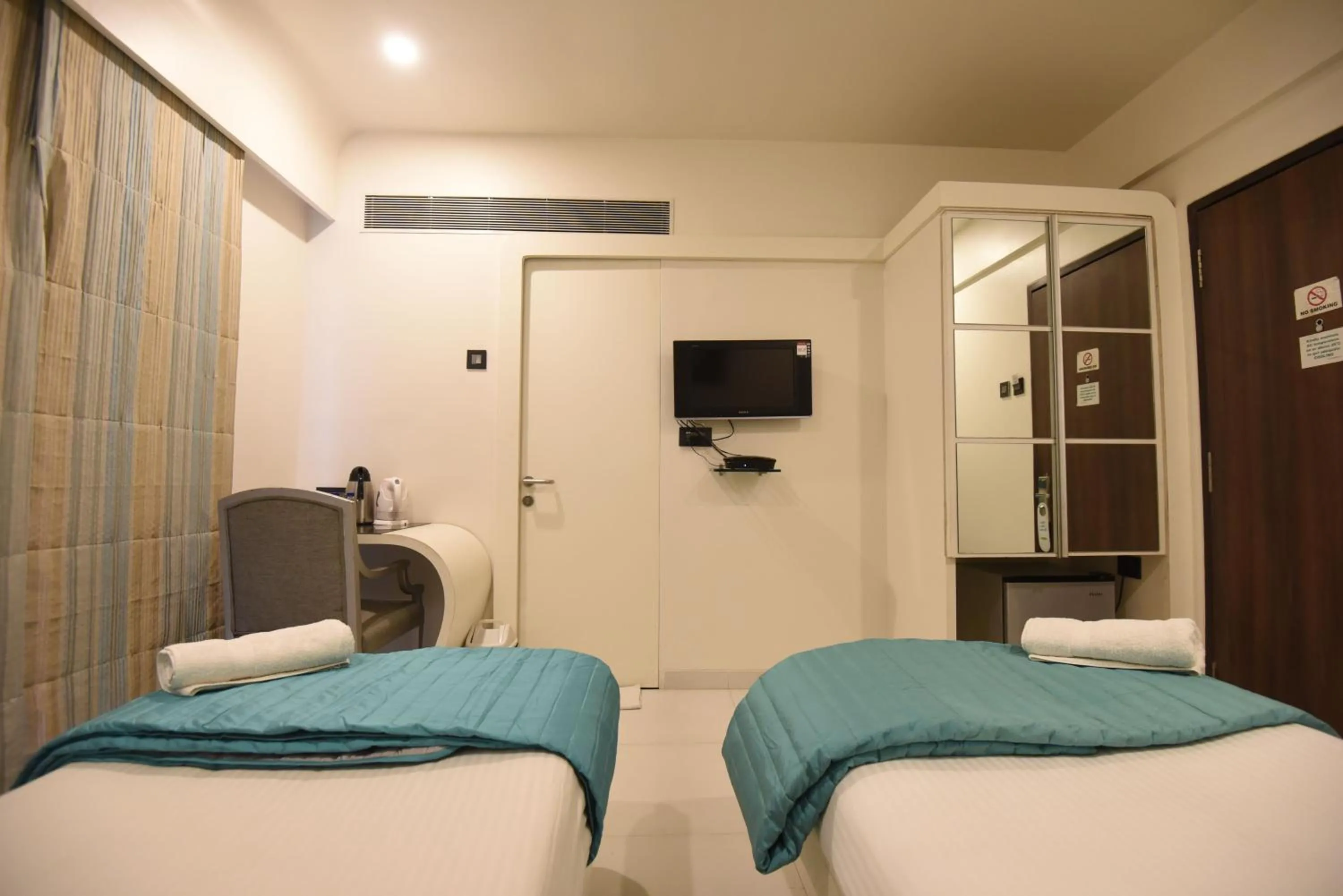 TV and multimedia, Bed in VITS Sharanam, Thane