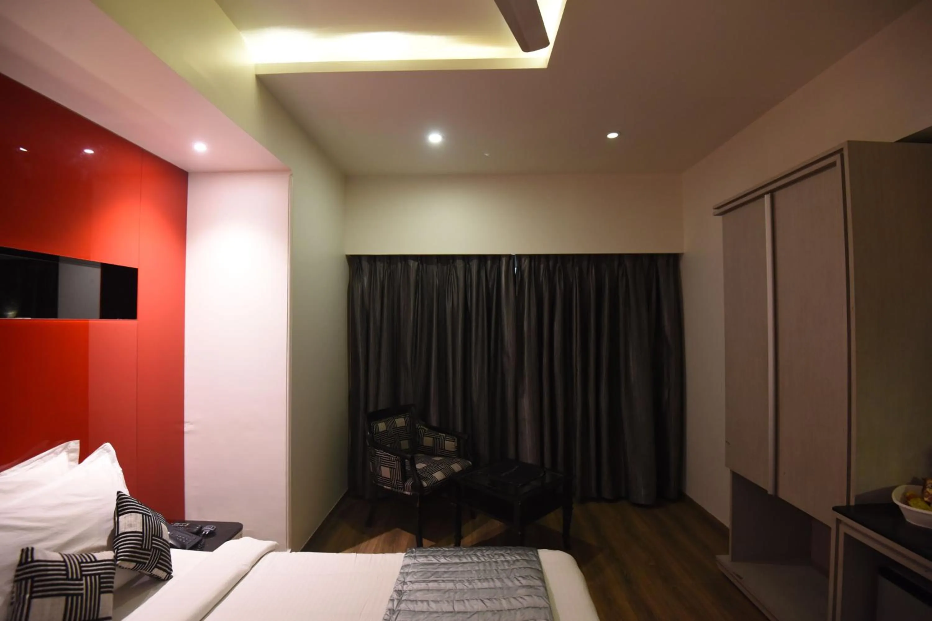 TV and multimedia, Bed in VITS Sharanam, Thane