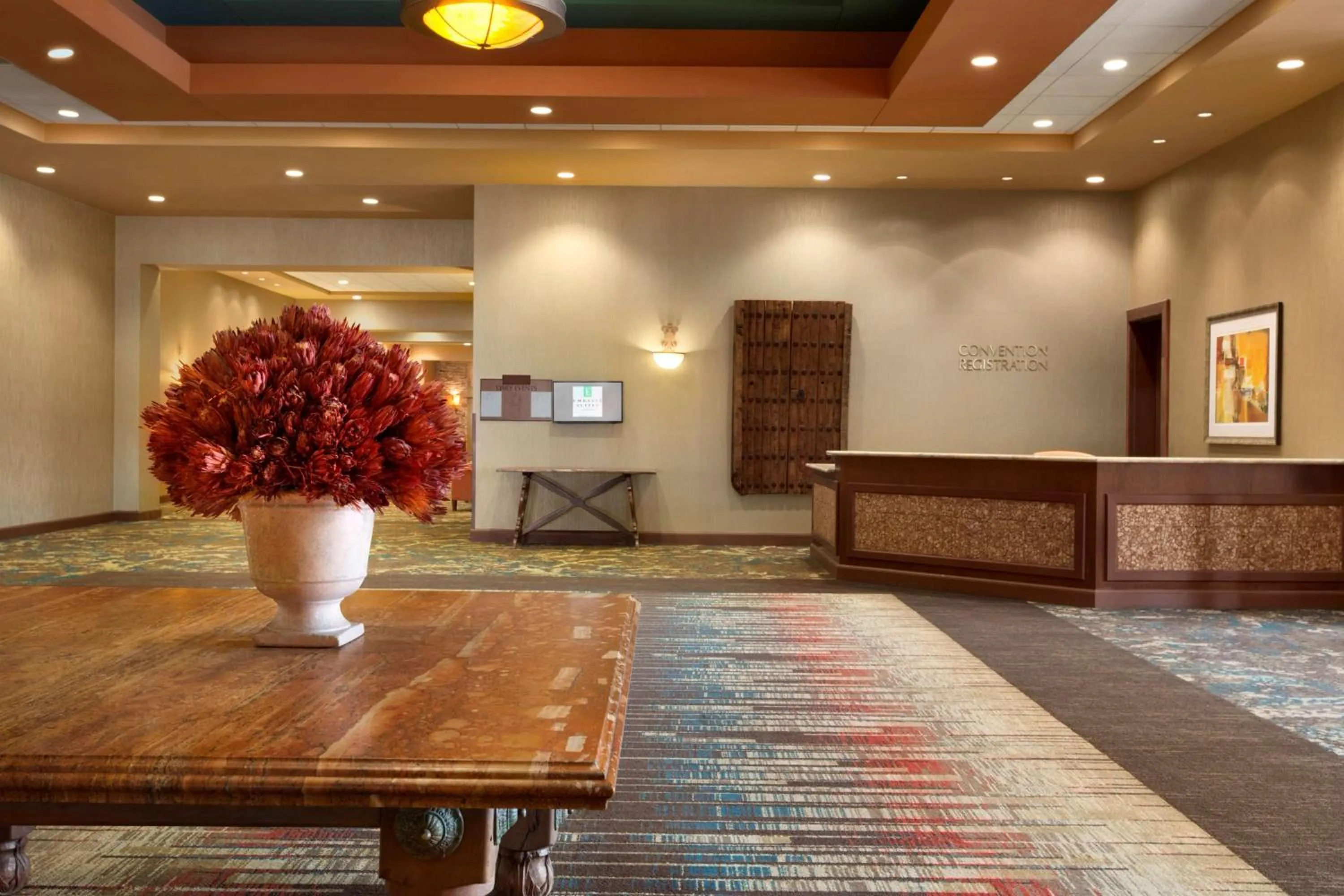 Meeting/conference room in Embassy Suites by Hilton Albuquerque