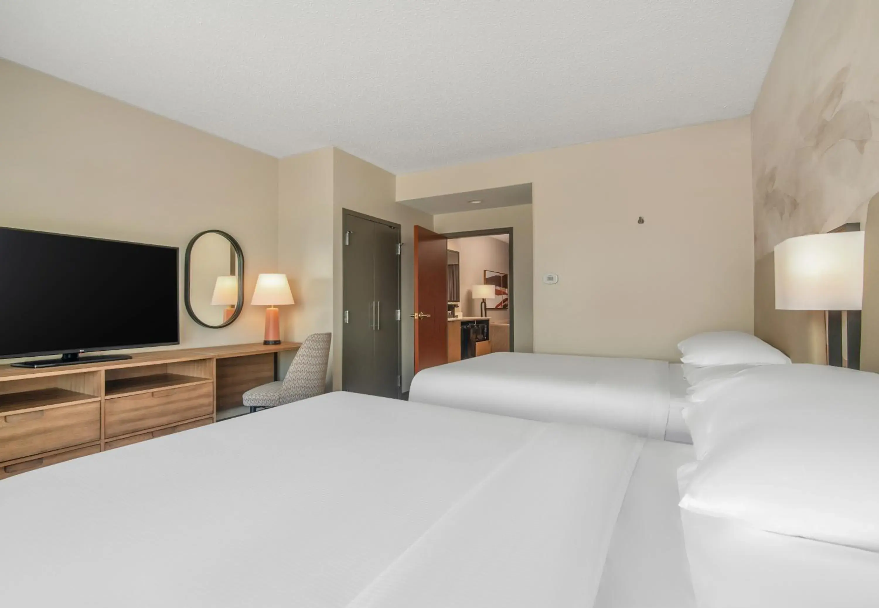 Non-Smoking Double Suite in Embassy Suites by Hilton Albuquerque Non-Smoking Double Suite in Embassy Suites by Hilton Albuquerque