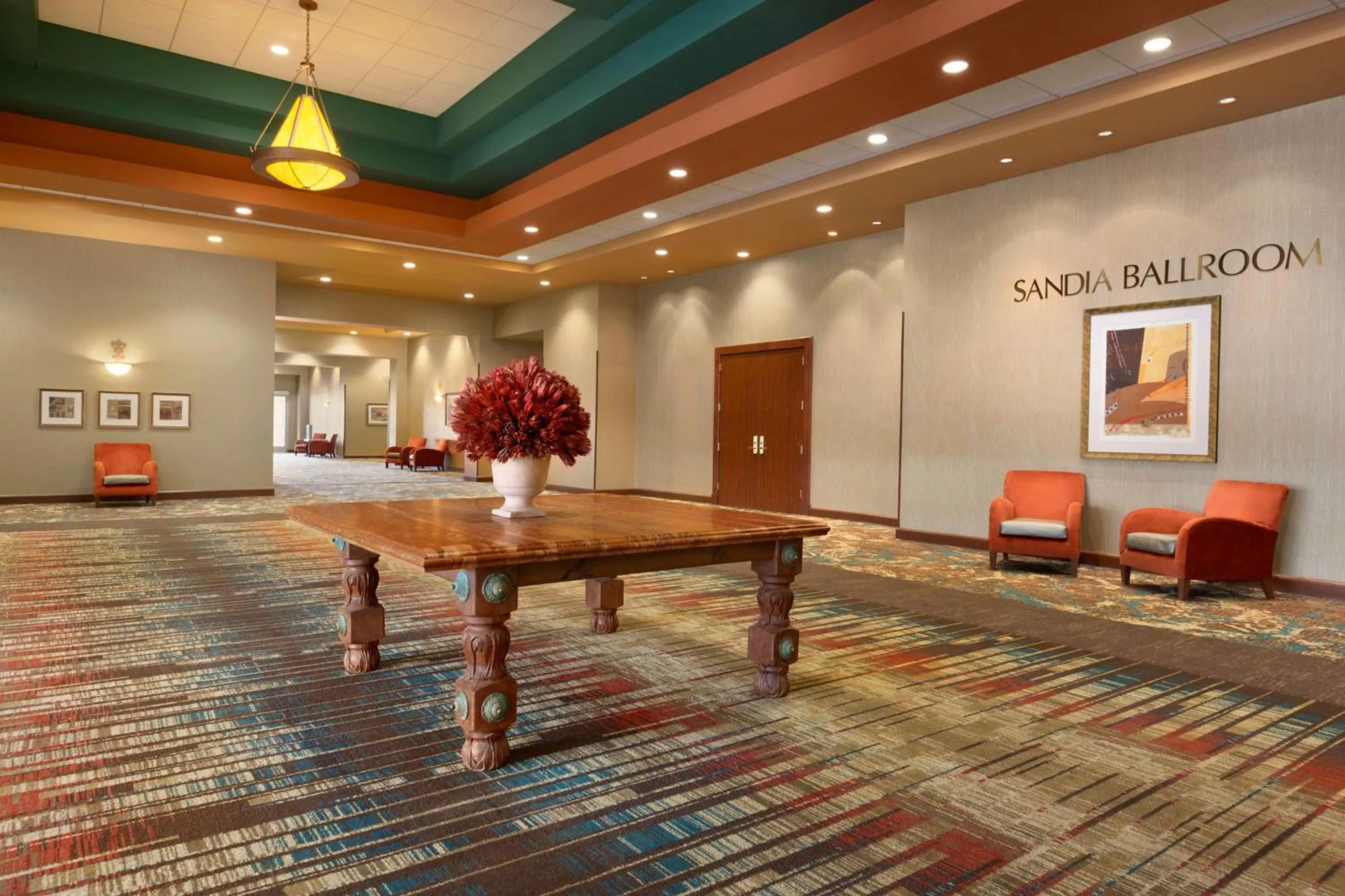 Meeting/conference room in Embassy Suites by Hilton Albuquerque