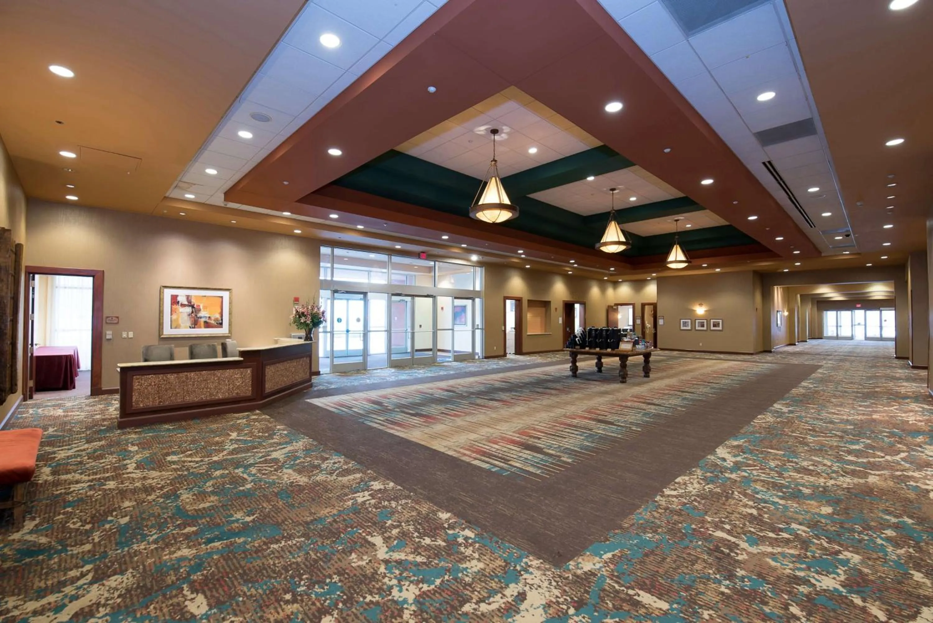 Meeting/conference room in Embassy Suites by Hilton Albuquerque