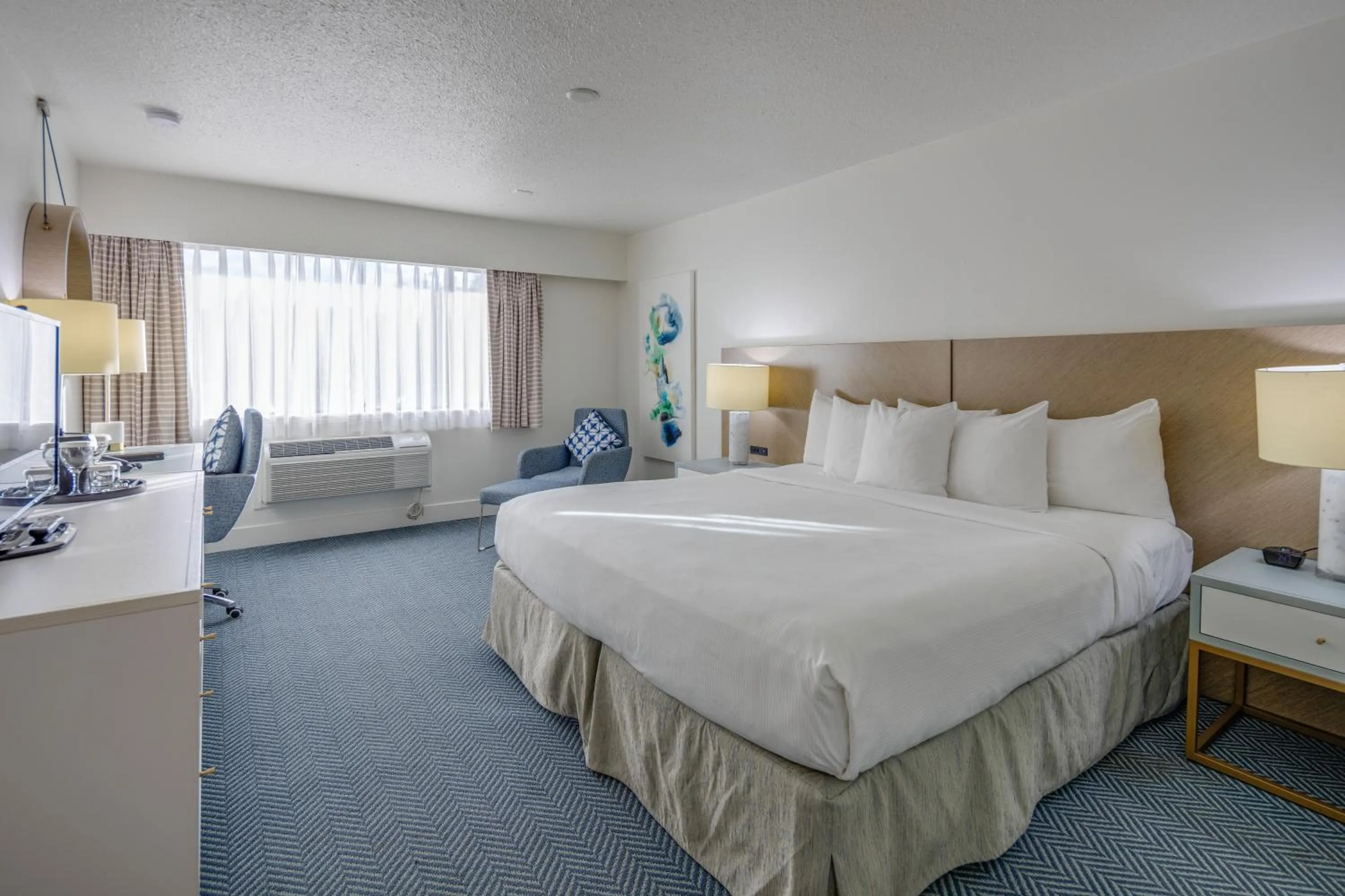 Photo of the whole room, Bed in Bayside Resort, an Ascend Collection Resort