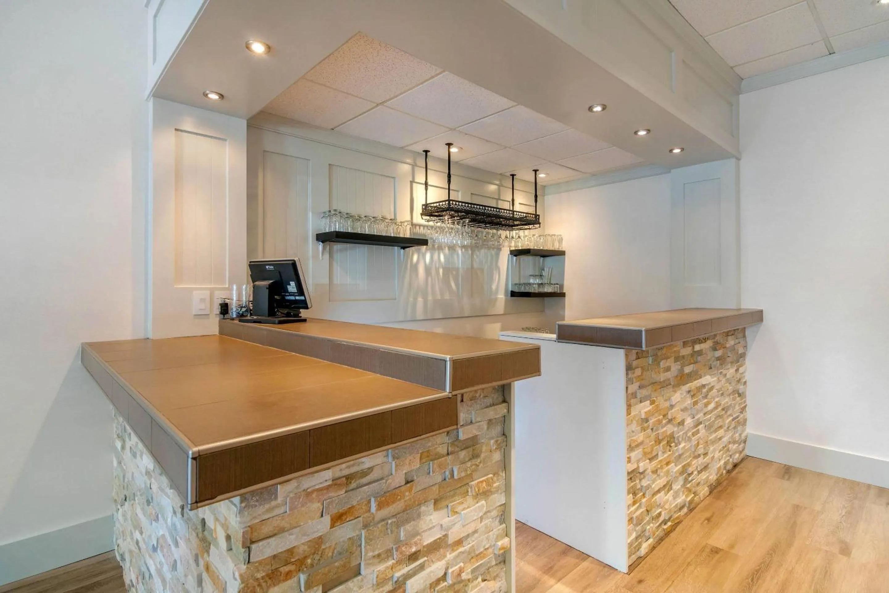 Meeting/conference room in Bayside Resort, an Ascend Collection Resort