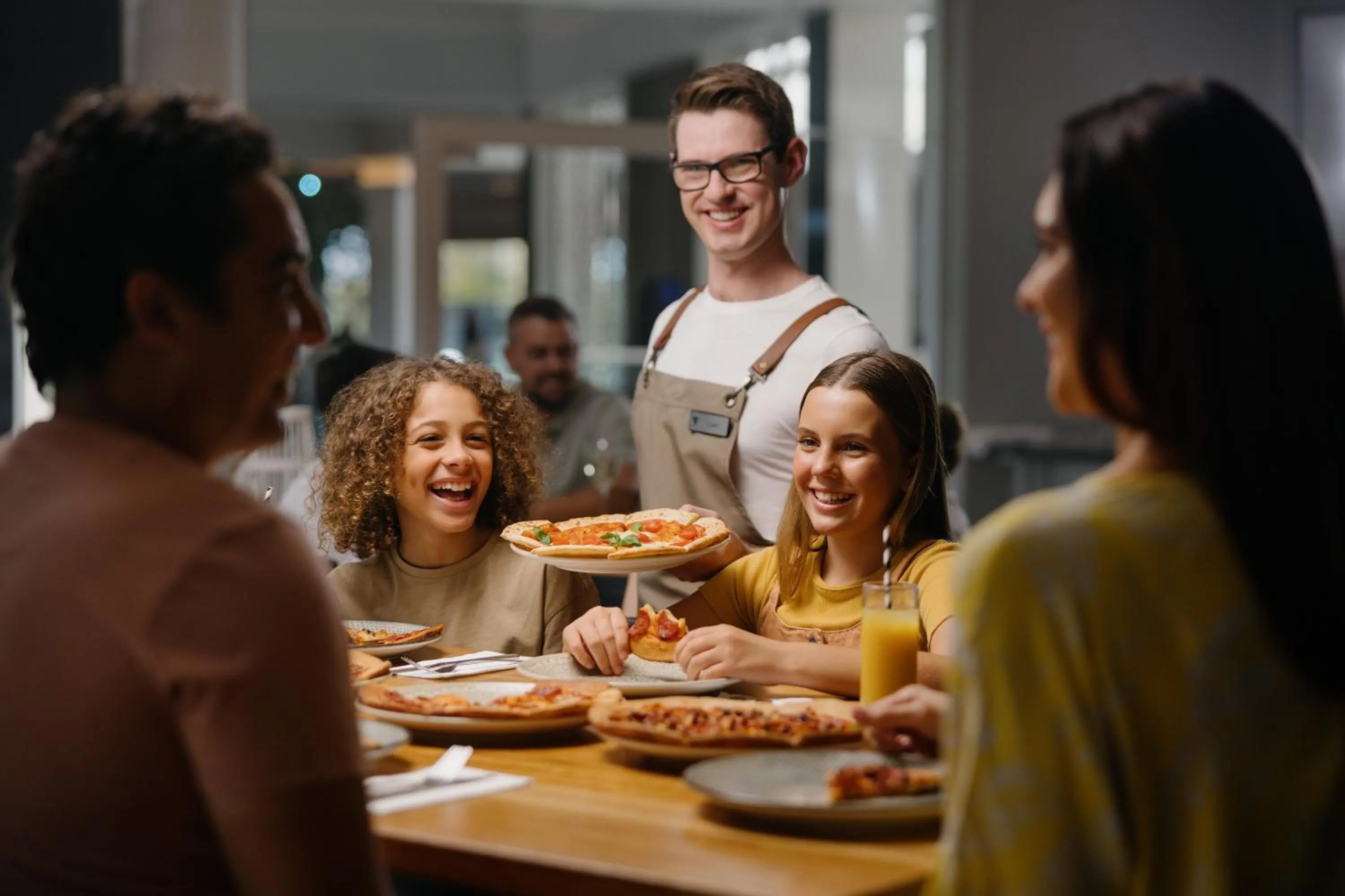 Restaurant/places to eat in Sea World Resort