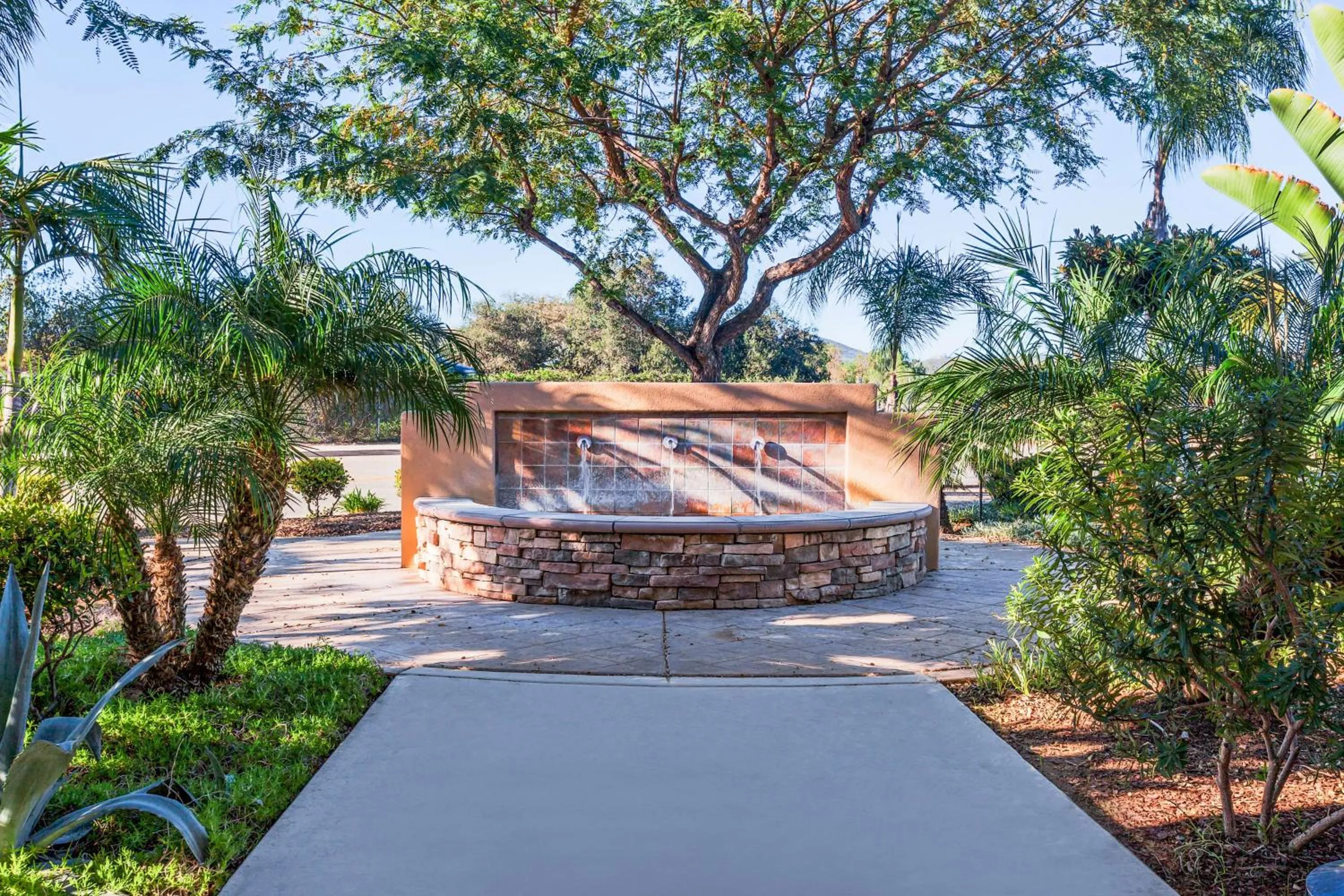 Property building in Hampton Inn San Marcos