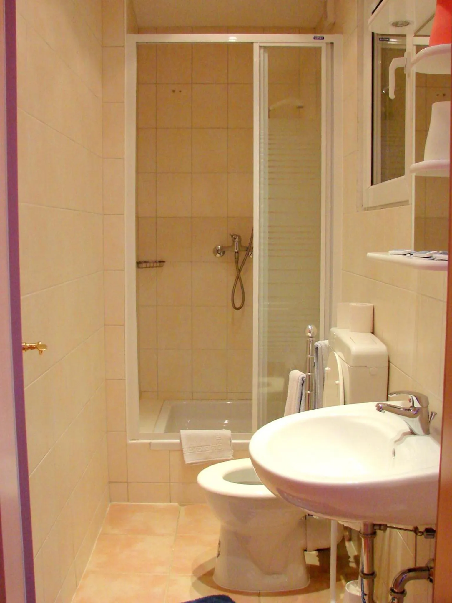 Bathroom in Hotel Krone