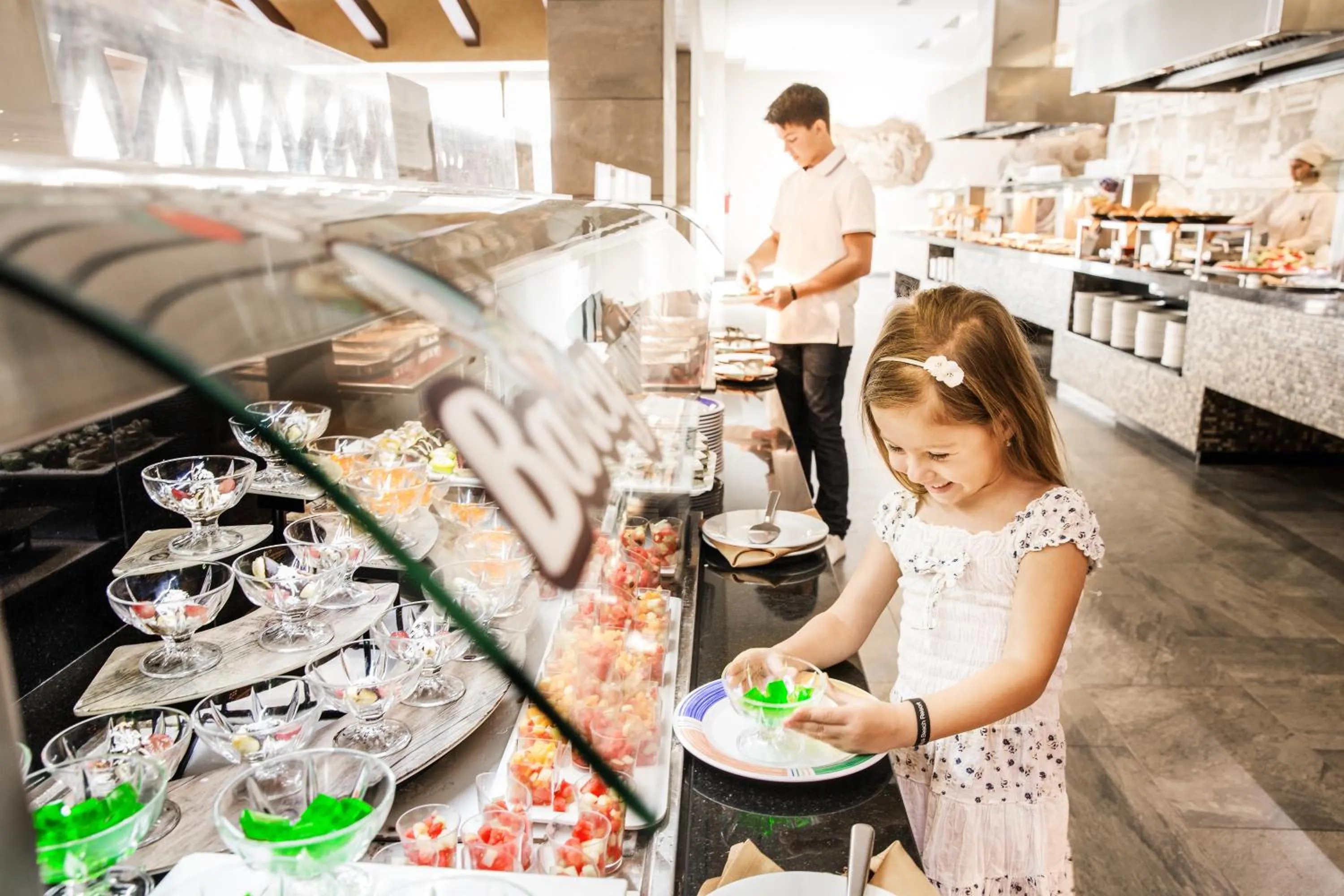 Breakfast in Barceló Maya Caribe - All Inclusive