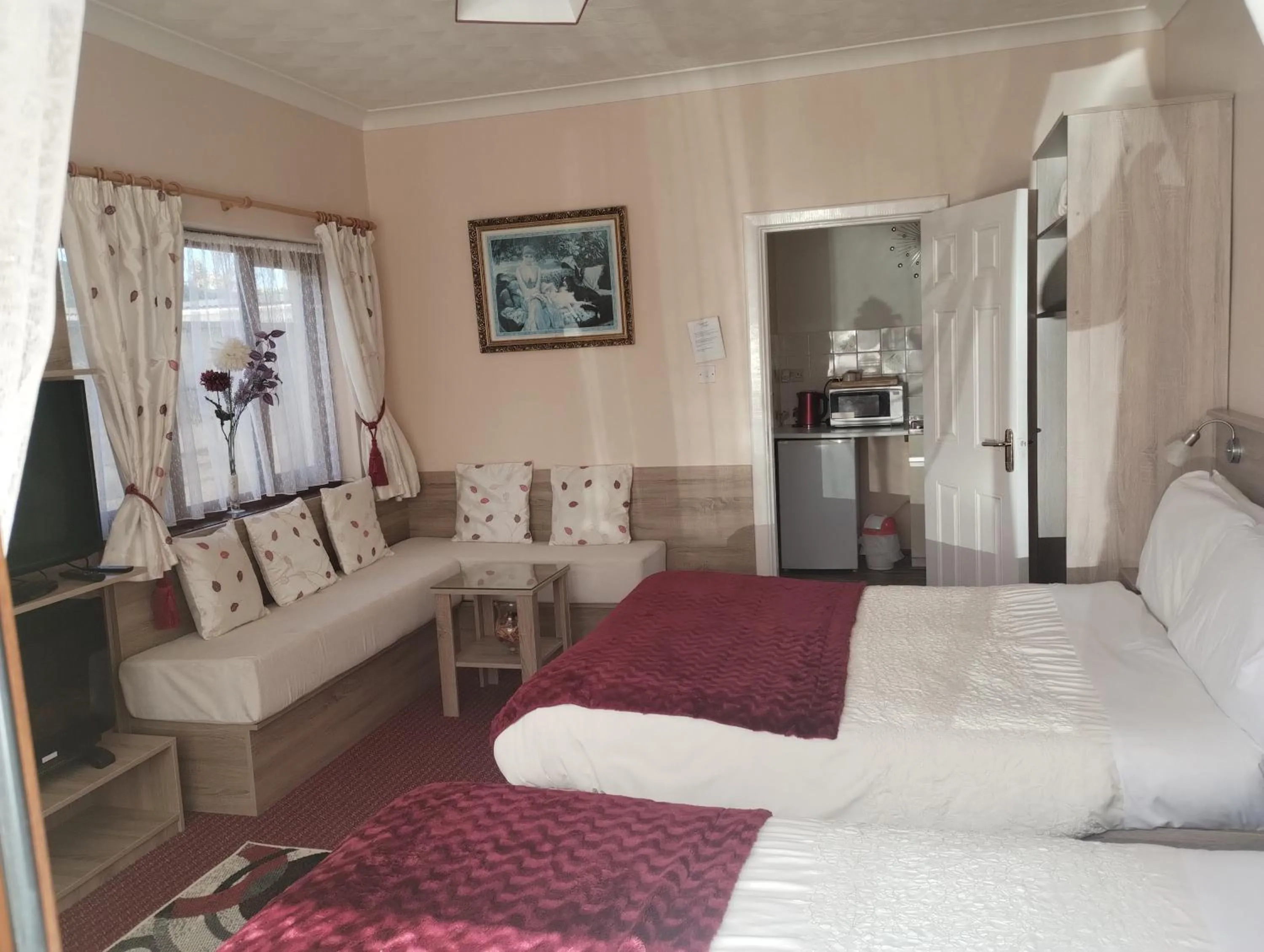 Bed in Shepherds Lodge B&B