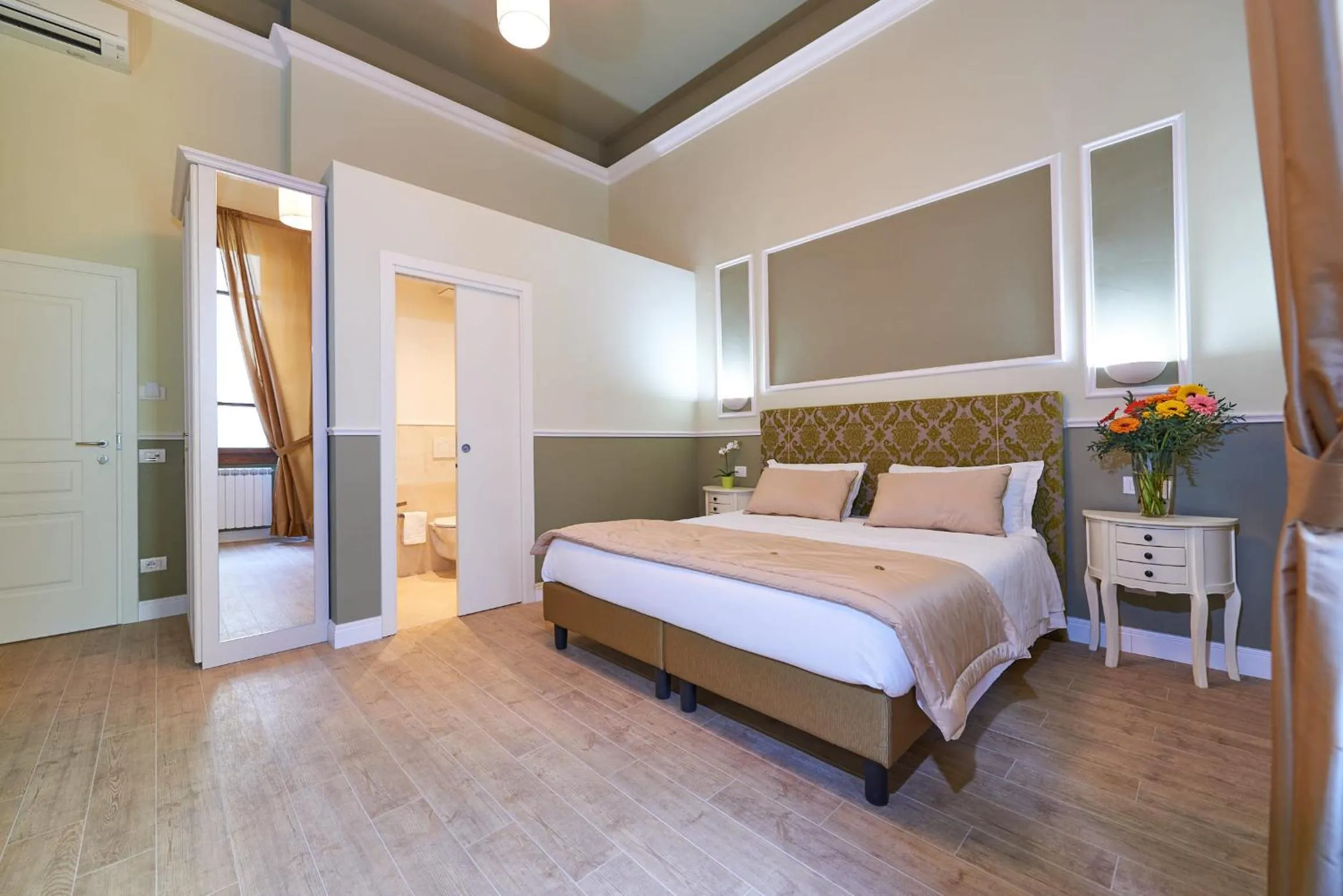 Bedroom, Bed in B&B Le Stanze del Duomo