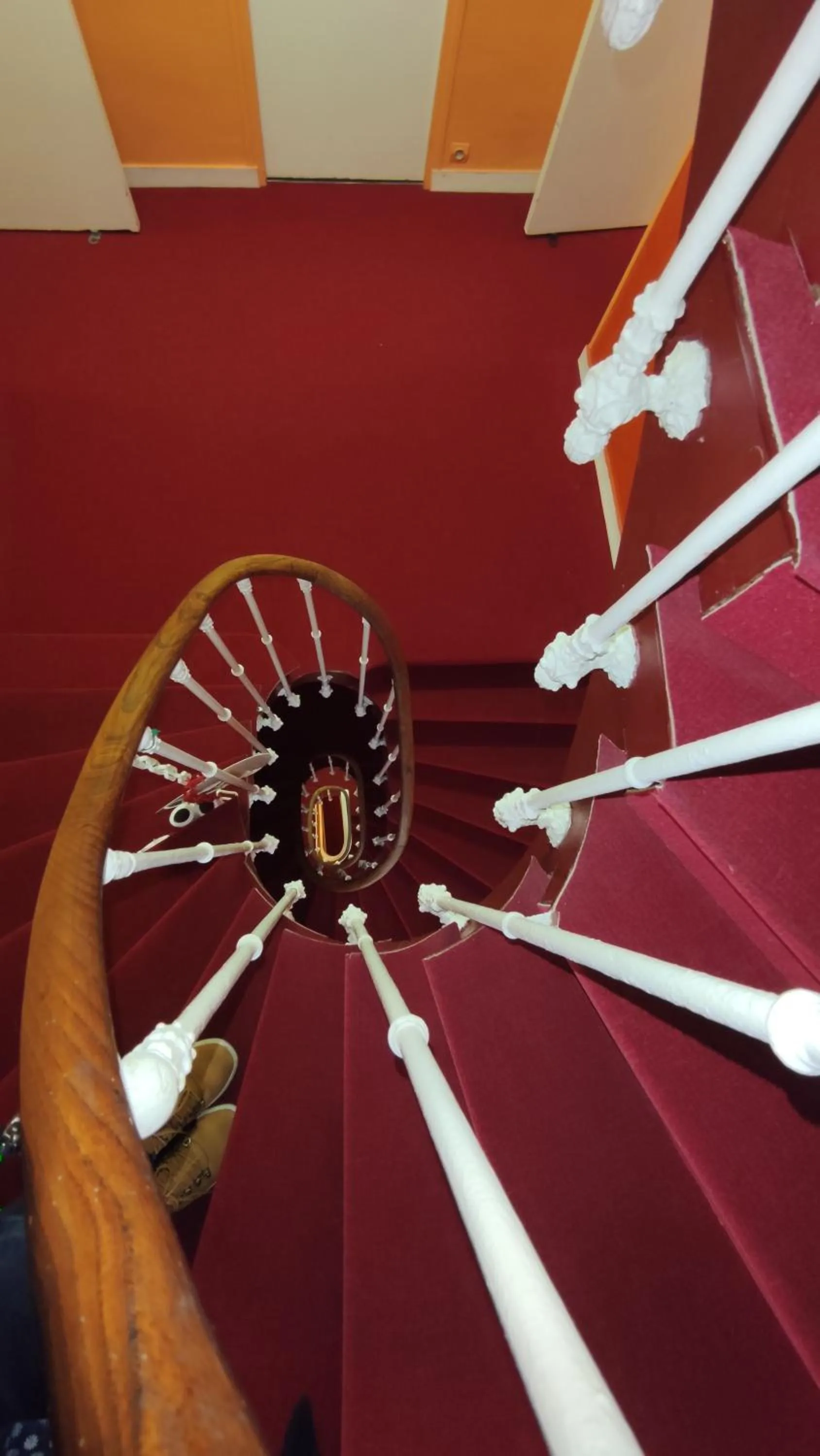 Decorative detail in Hotel Angleterre