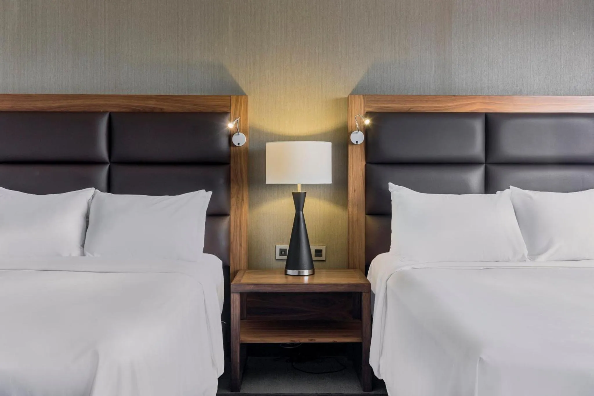 Photo of the whole room, Bed in Fiesta Americana Guadalajara