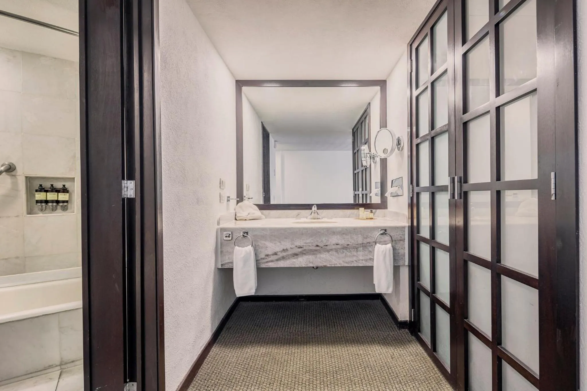 Photo of the whole room in Fiesta Americana Guadalajara