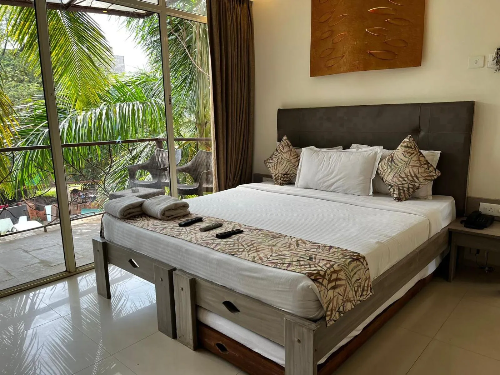 Bed in Sharanam Green Resort