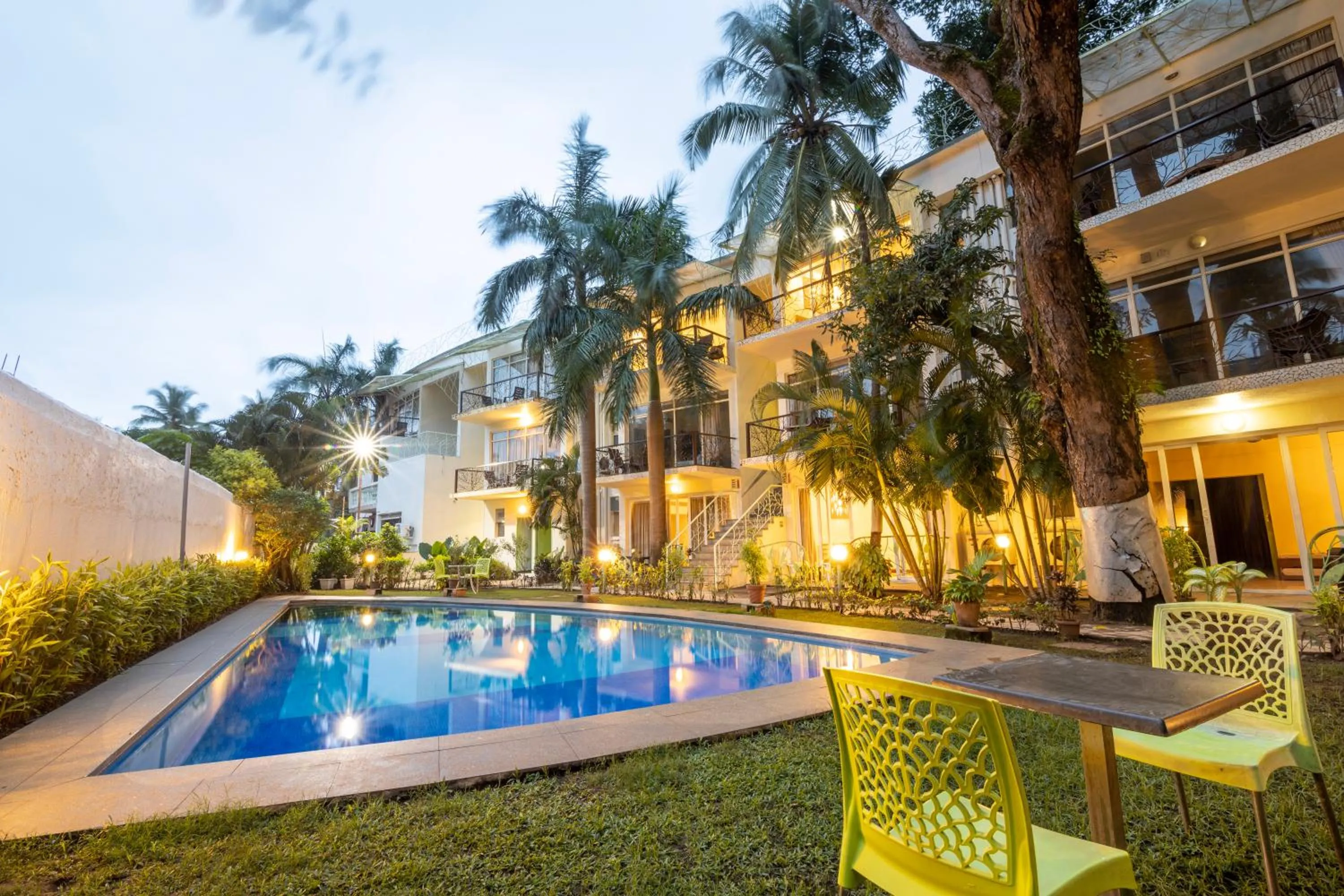 Swimming pool in Sharanam Green Resort