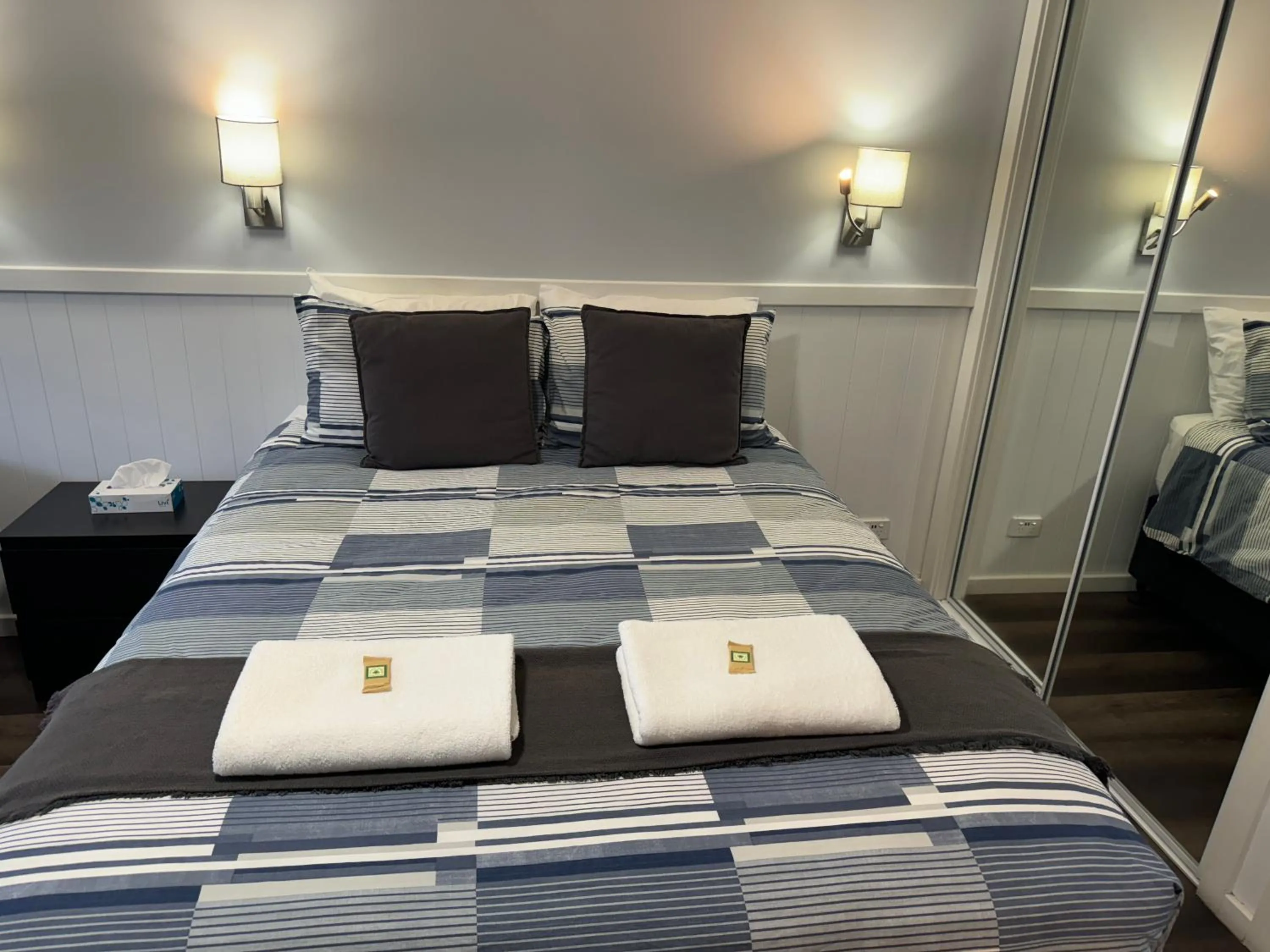 Bed in Ulladulla Motel