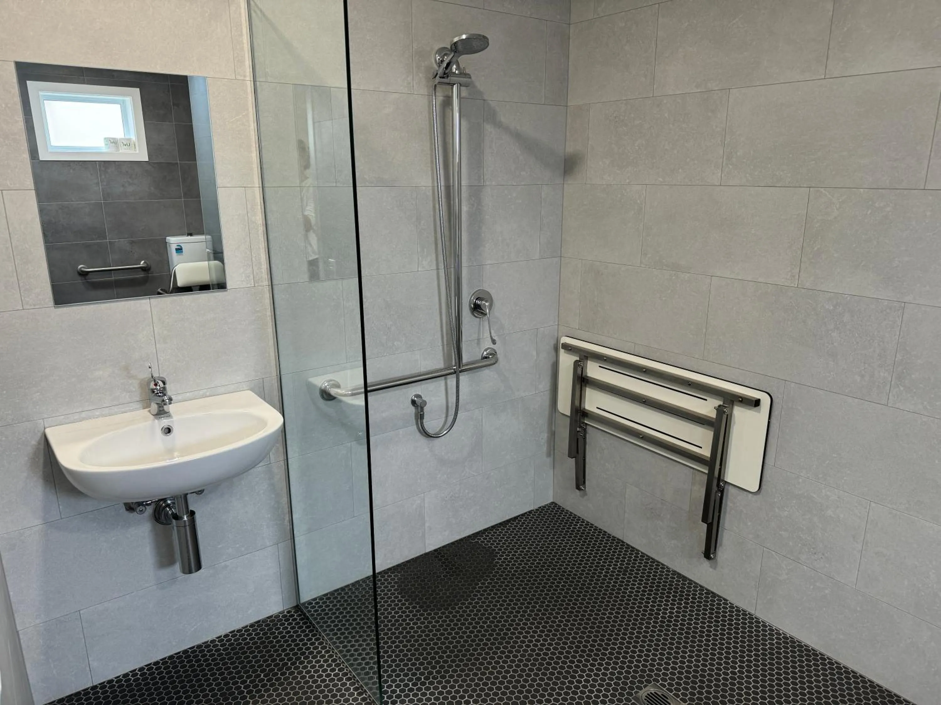 Shower in Ulladulla Motel
