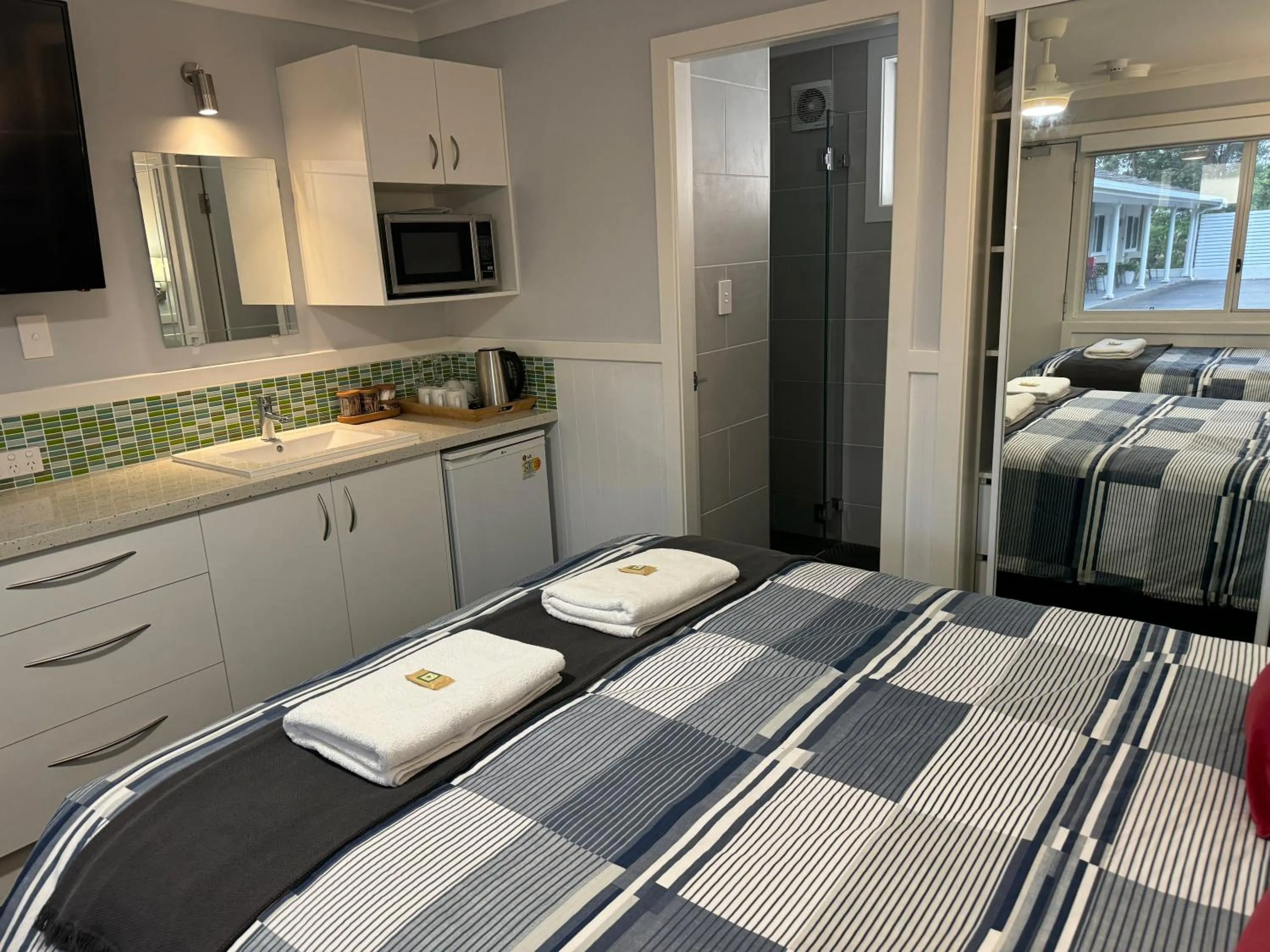 Bed in Ulladulla Motel