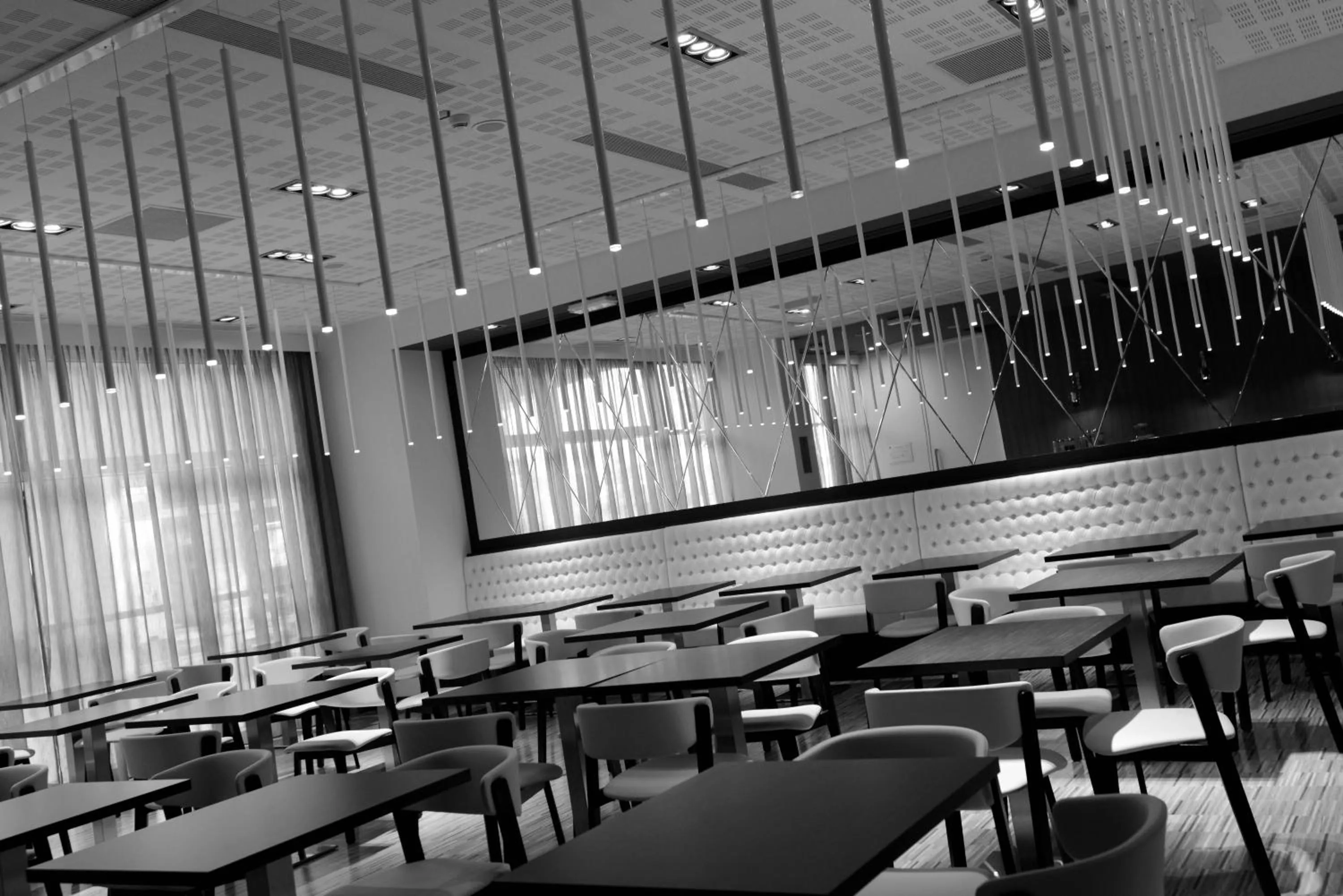 Restaurant/places to eat in Best Western Premier CHC Airport