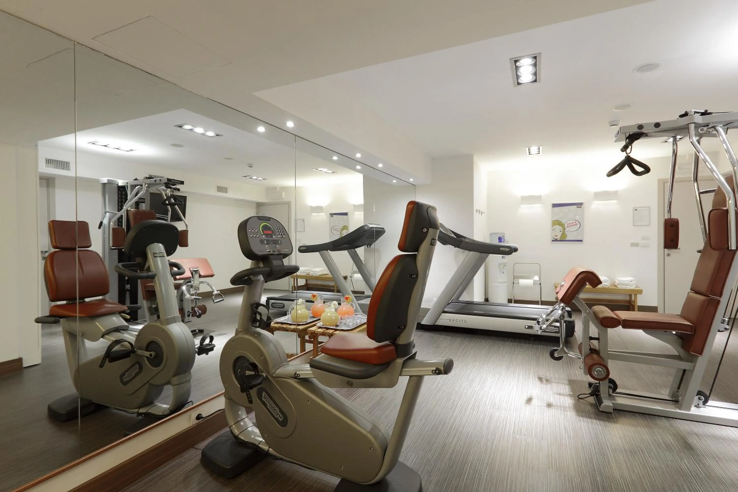 Fitness centre/facilities in Best Western Premier CHC Airport