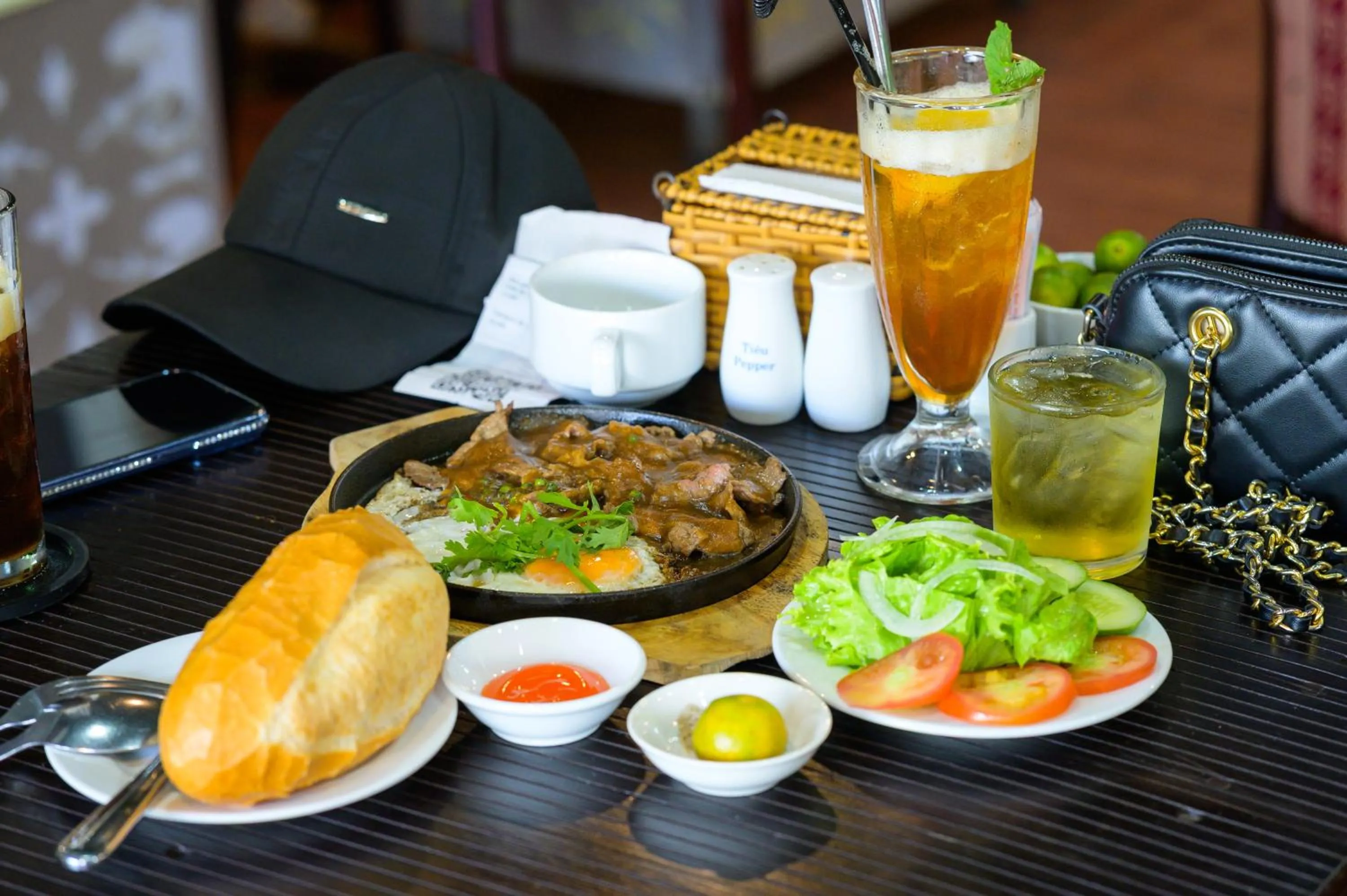 Restaurant/places to eat in Asia Hotel Can Tho