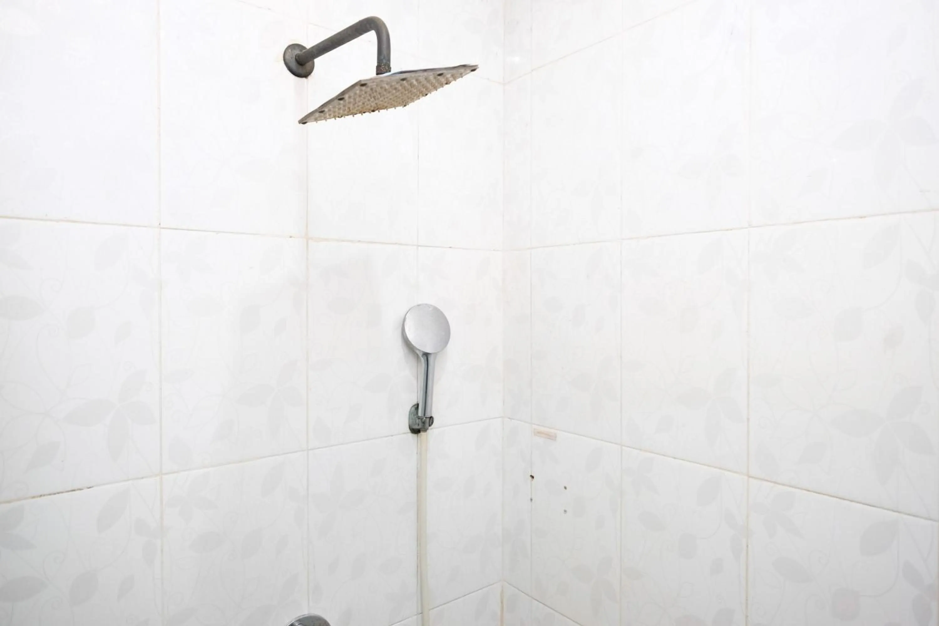 Bathroom in RedDoorz Plus @ Mahendradatta Denpasar