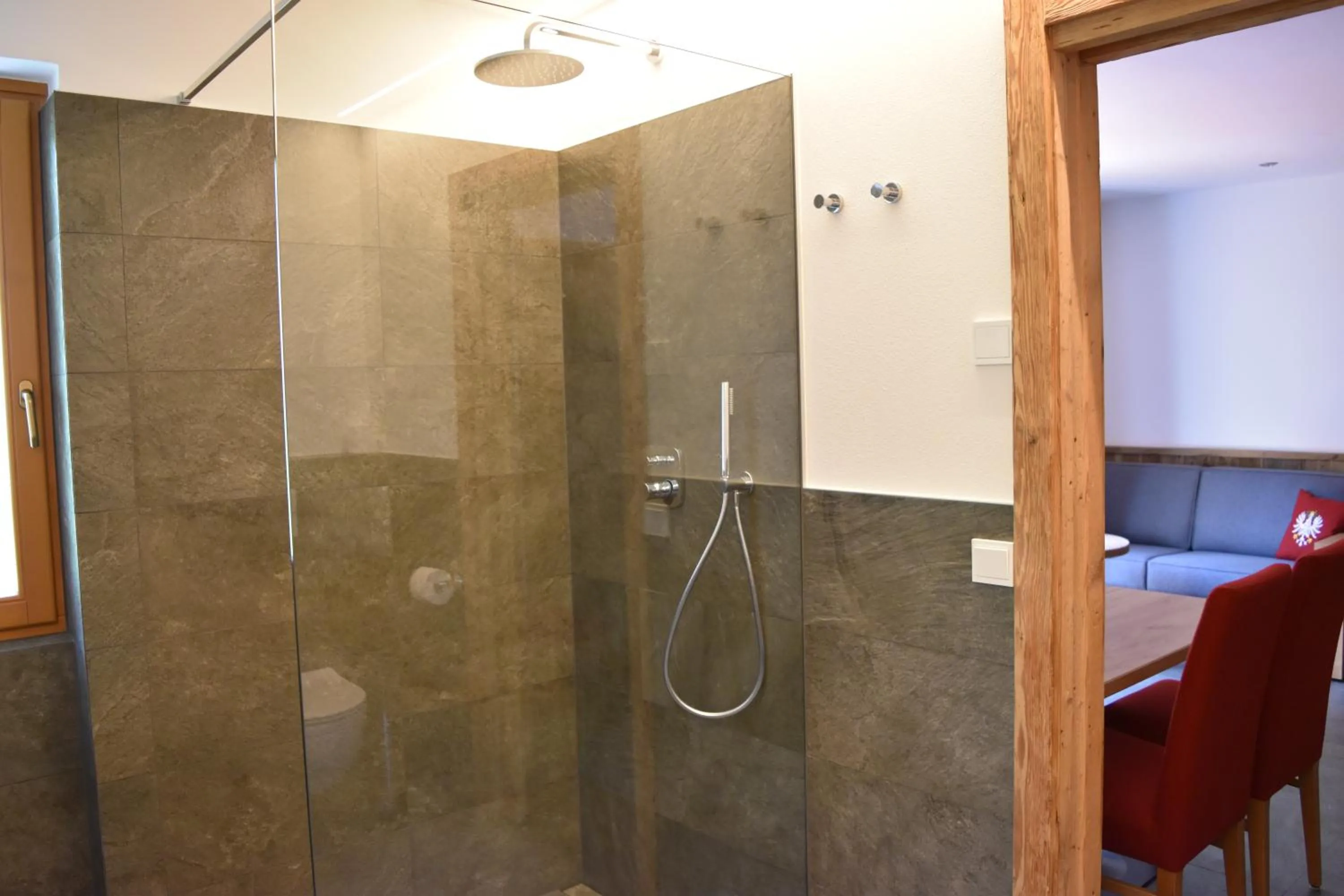 Bathroom in Garni des Alpes