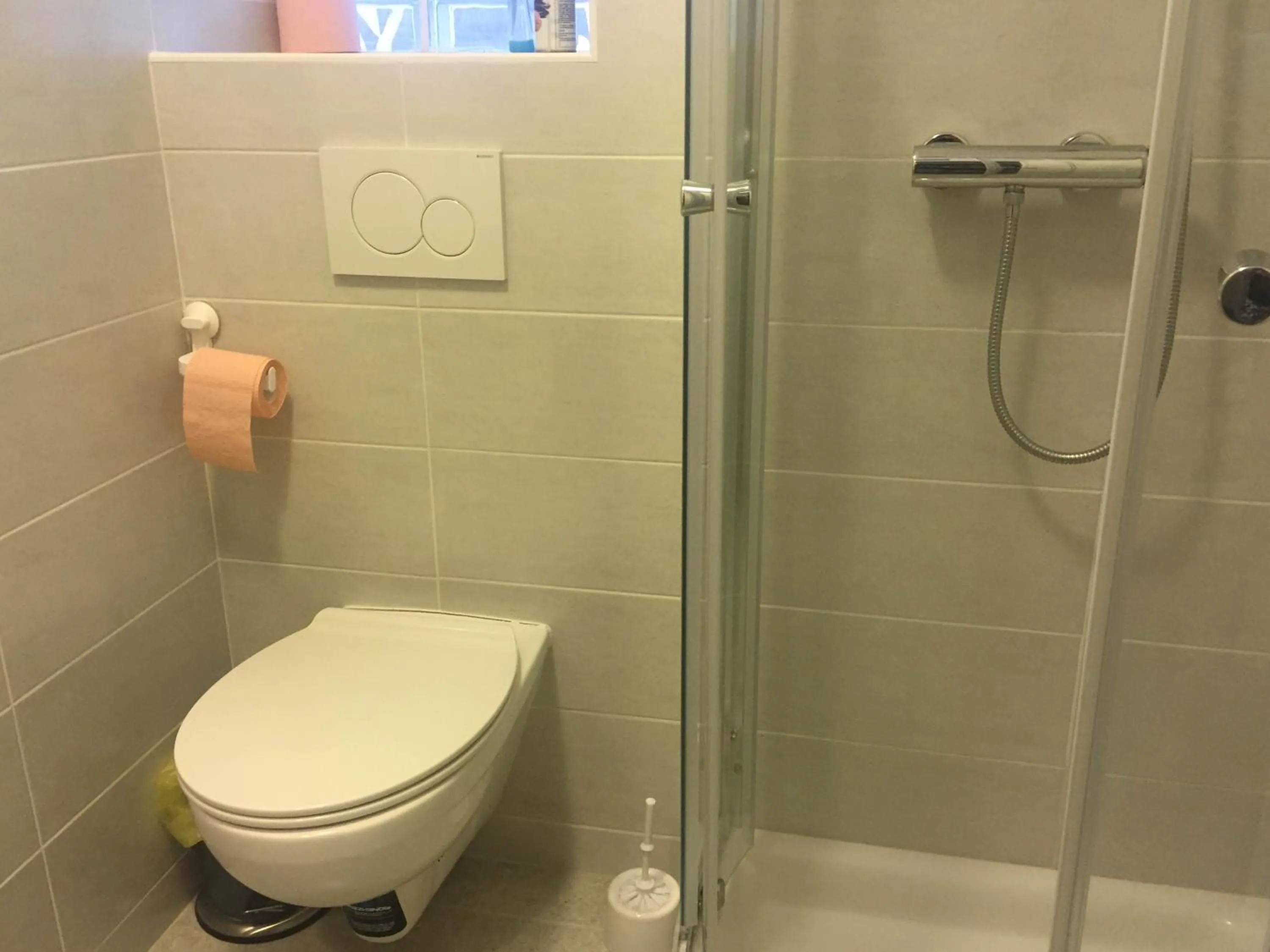Shower in Hostel Piran