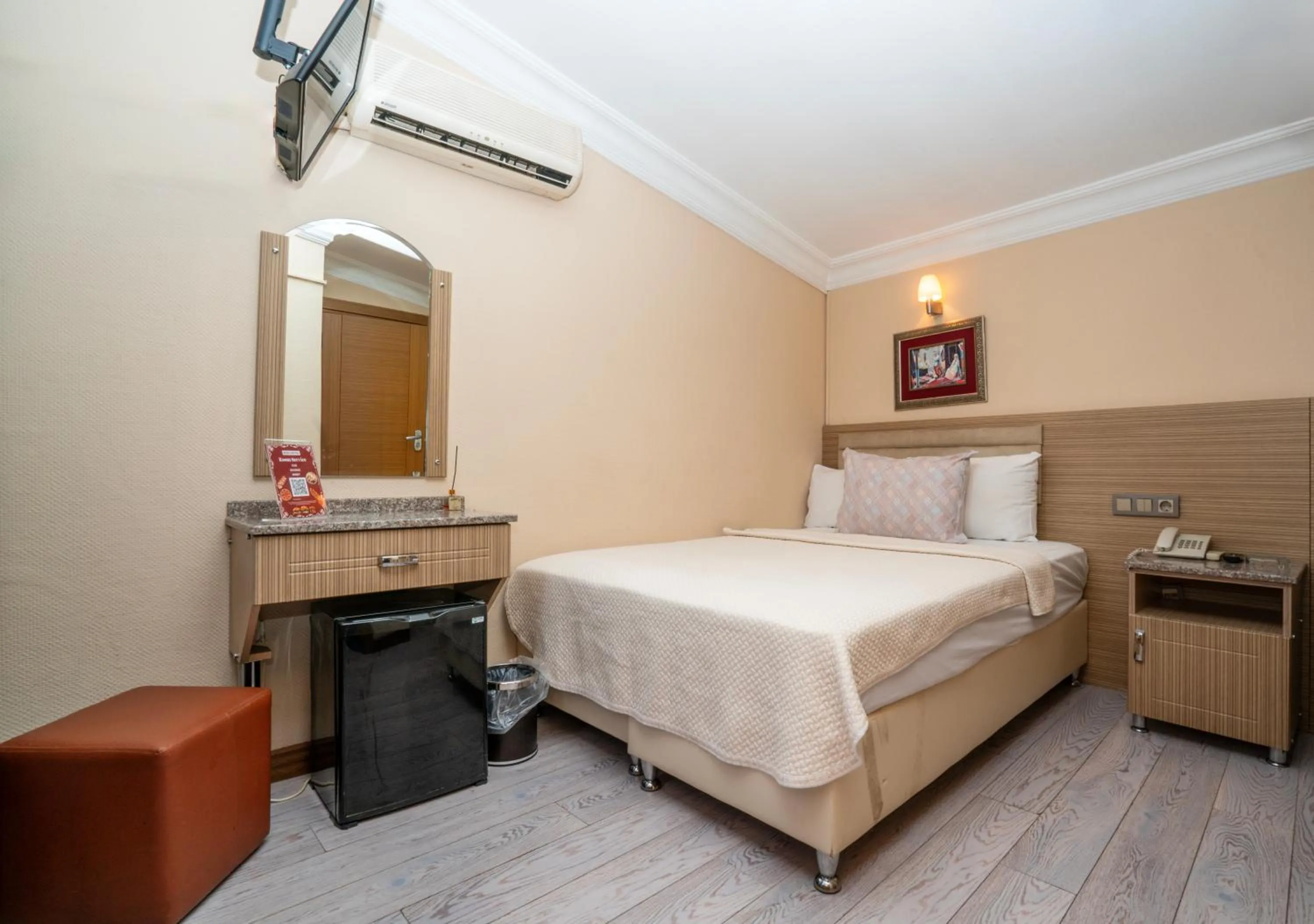 Bed in Grand Reis Hotel