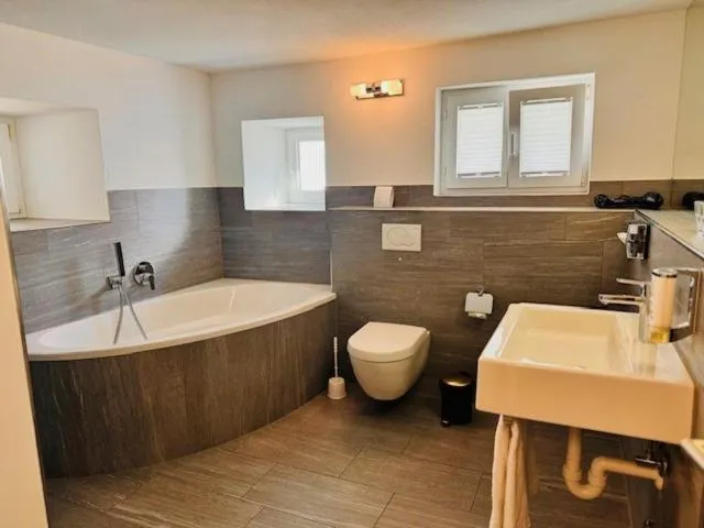 La Tgoma - Hotel & Restaurant