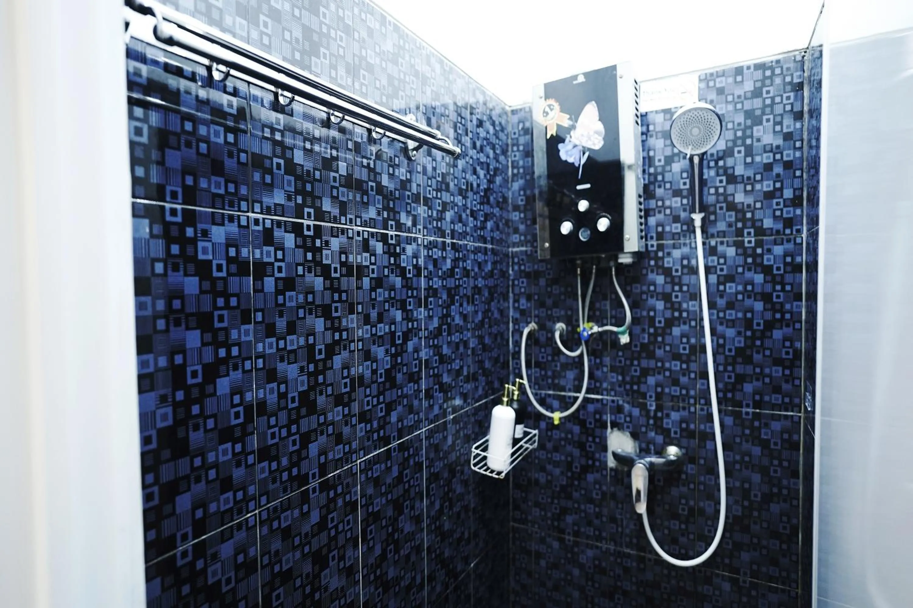 Bathroom in Saung Balibu Hotel