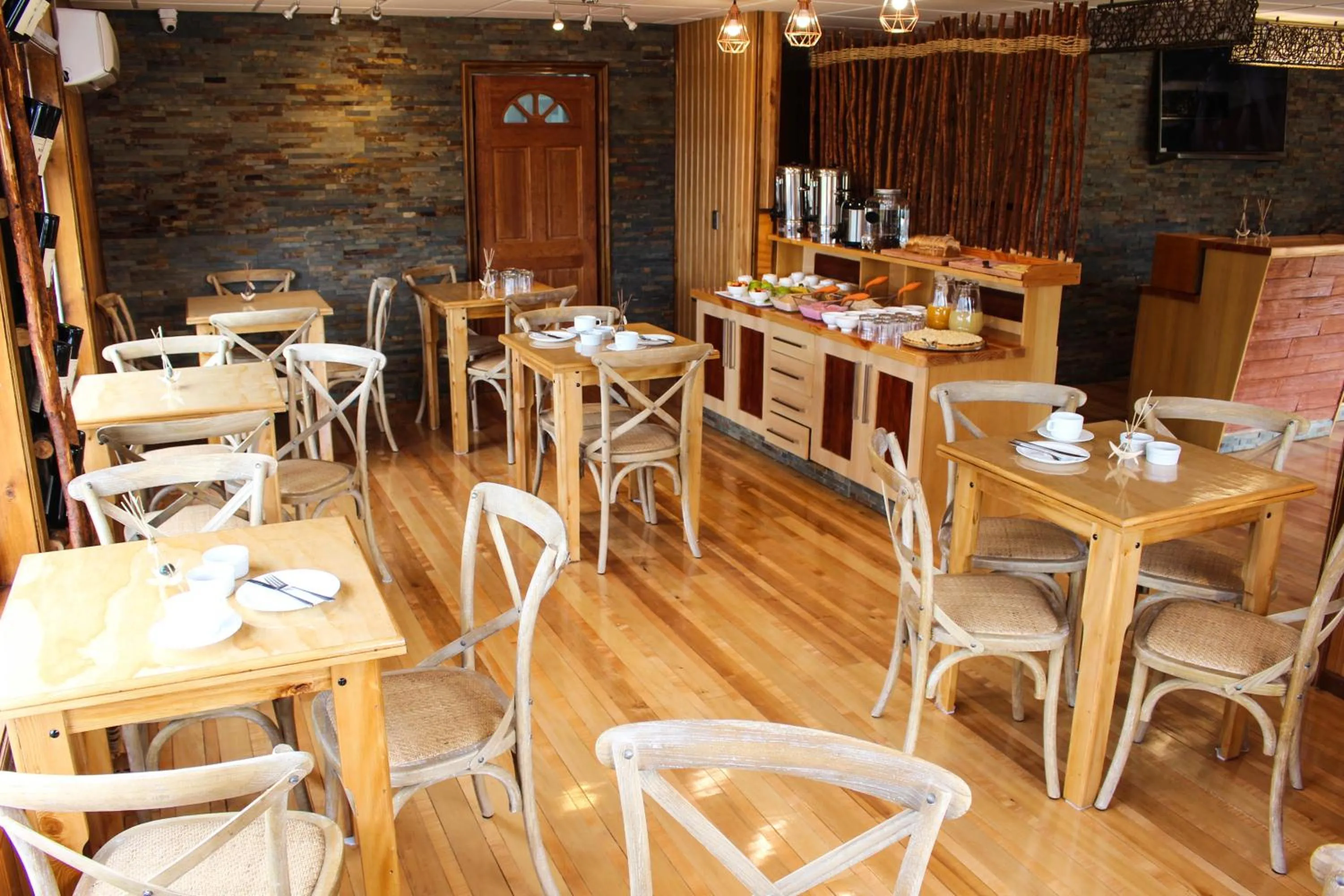 Breakfast in Hotel Aliwen