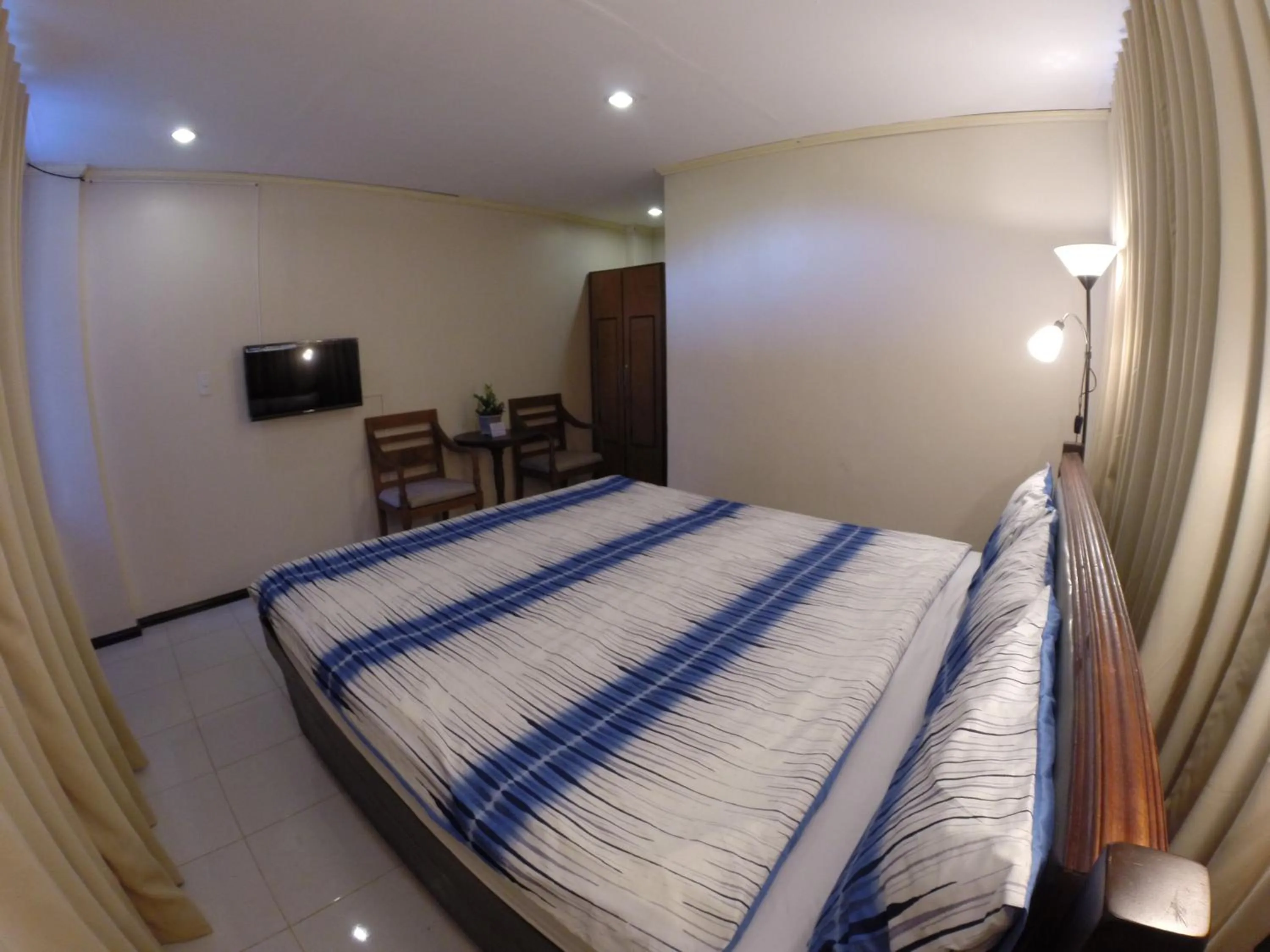 Bed in Coron Residencia de Rosario