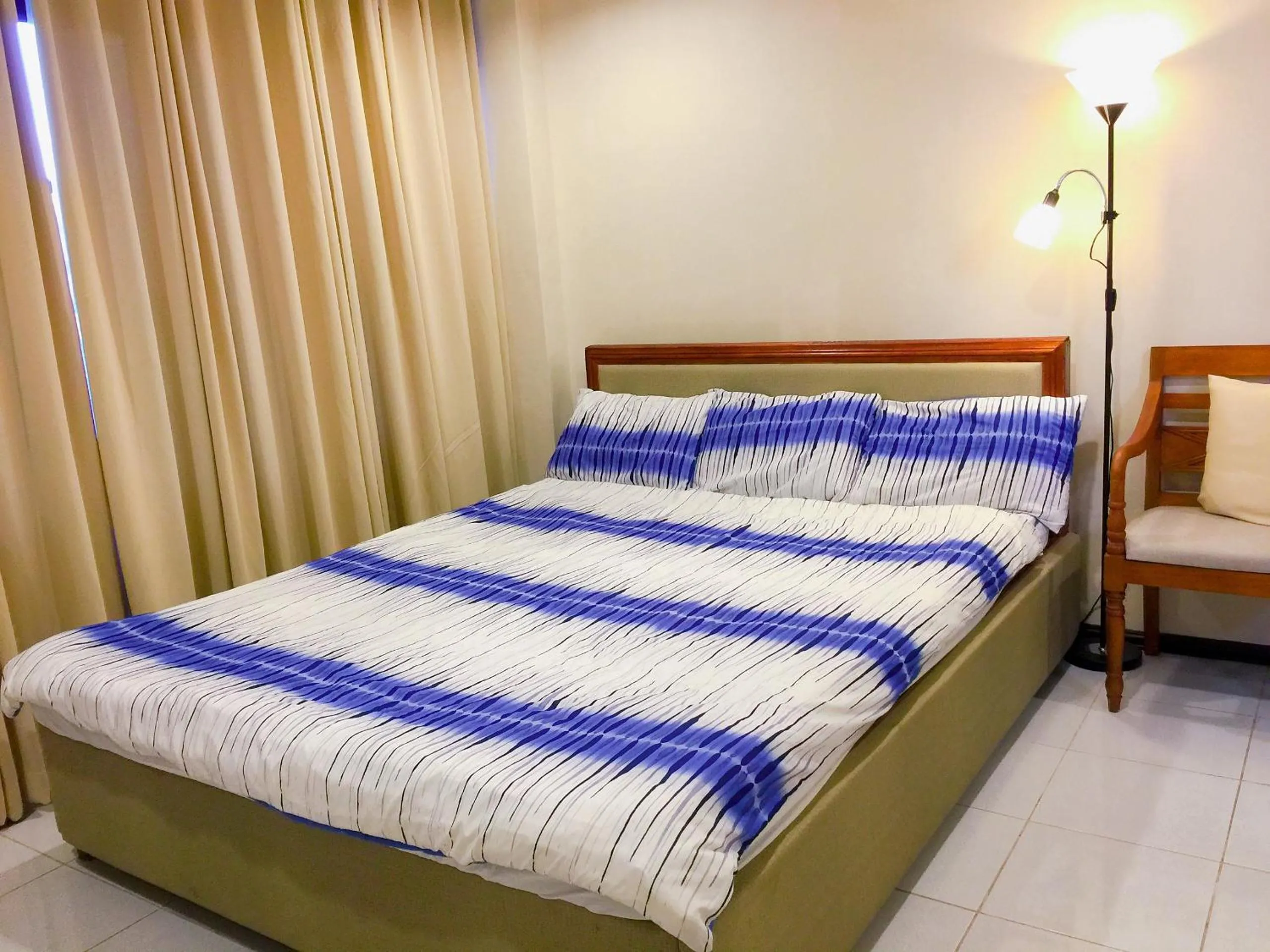 Bed in Coron Residencia de Rosario