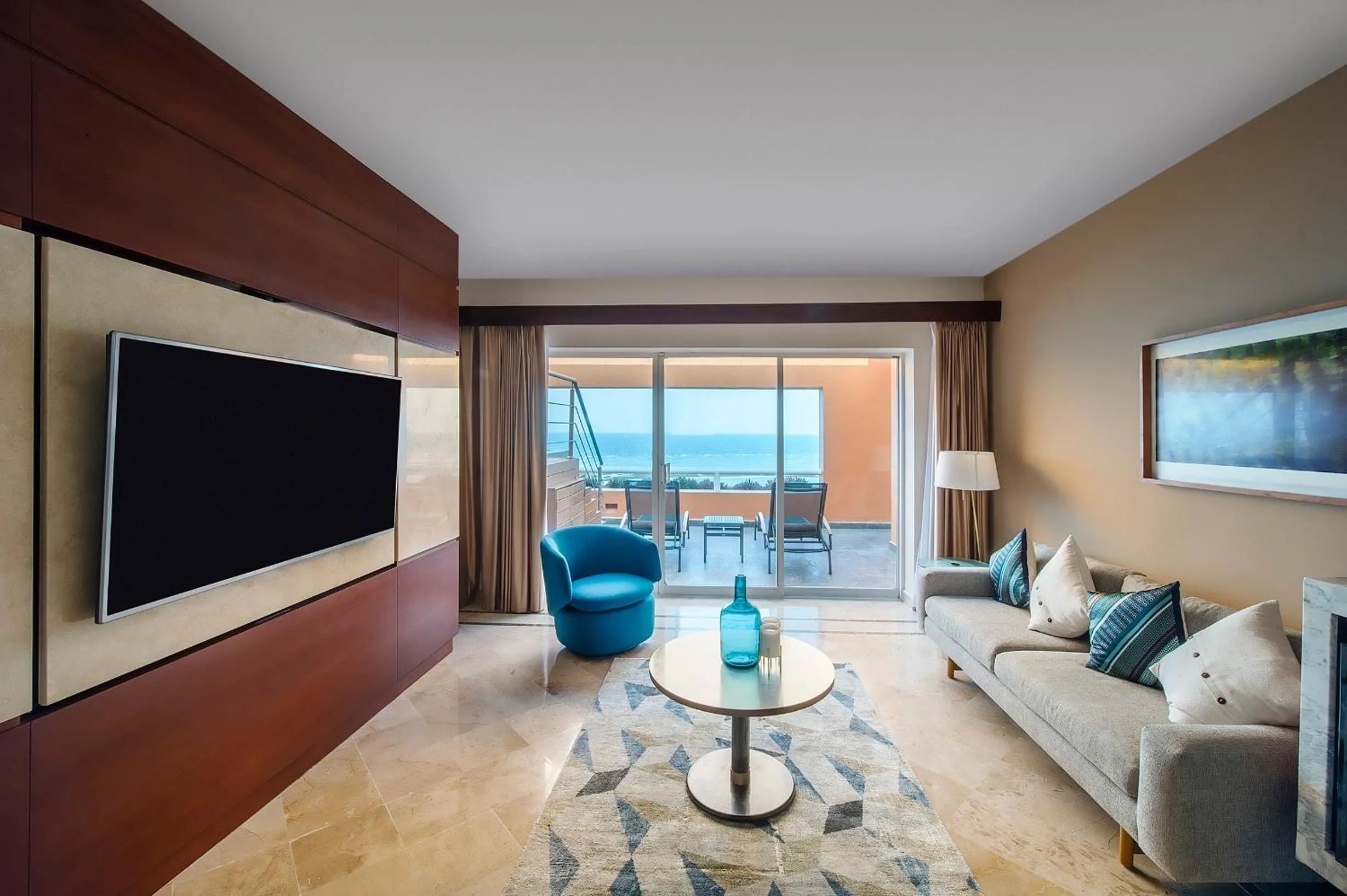 TV and multimedia in Grand Fiesta Americana Veracruz