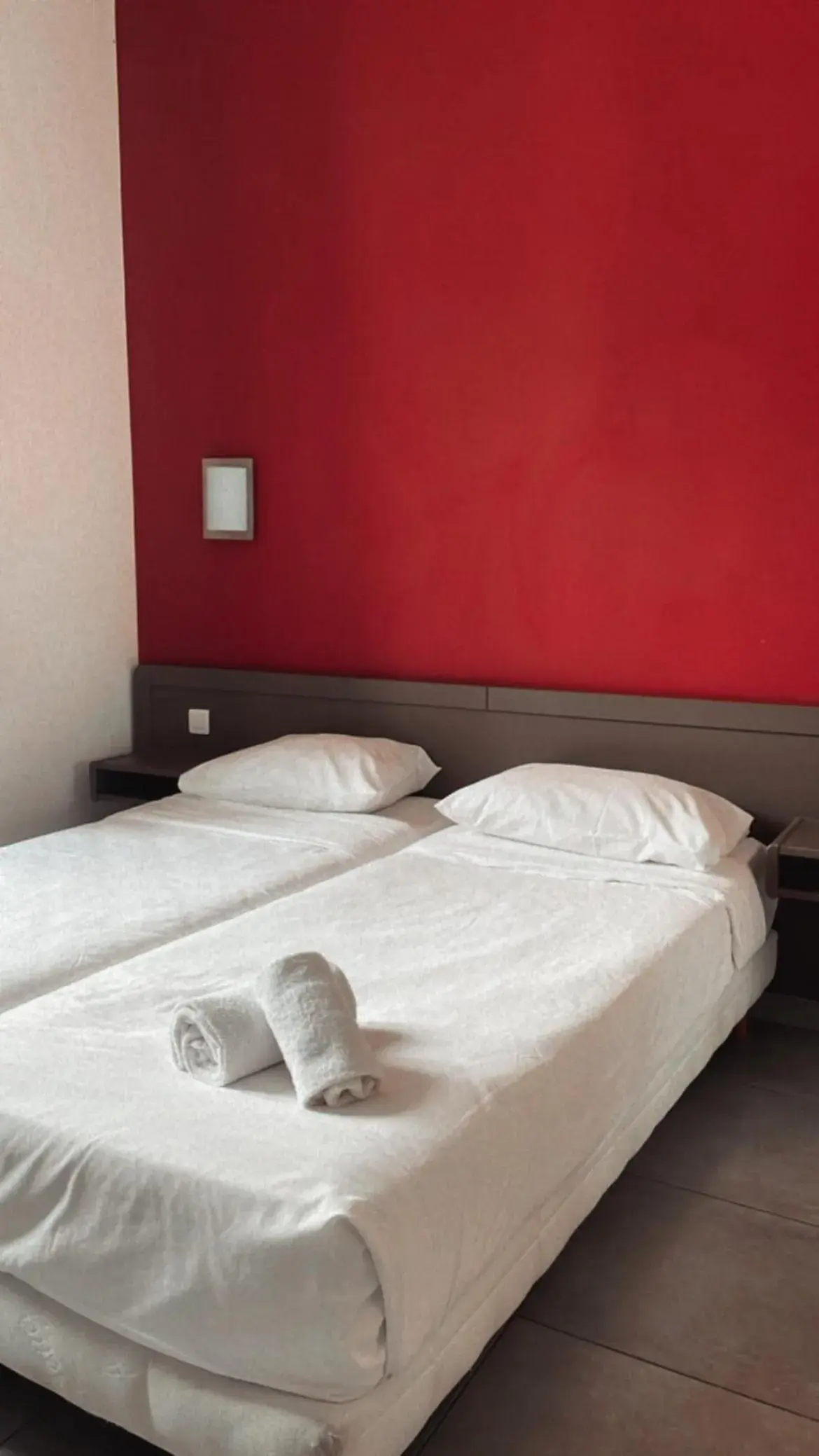 Twin Room - single occupancy in Hotel Riviera Twin Room - single occupancy in Hotel Riviera