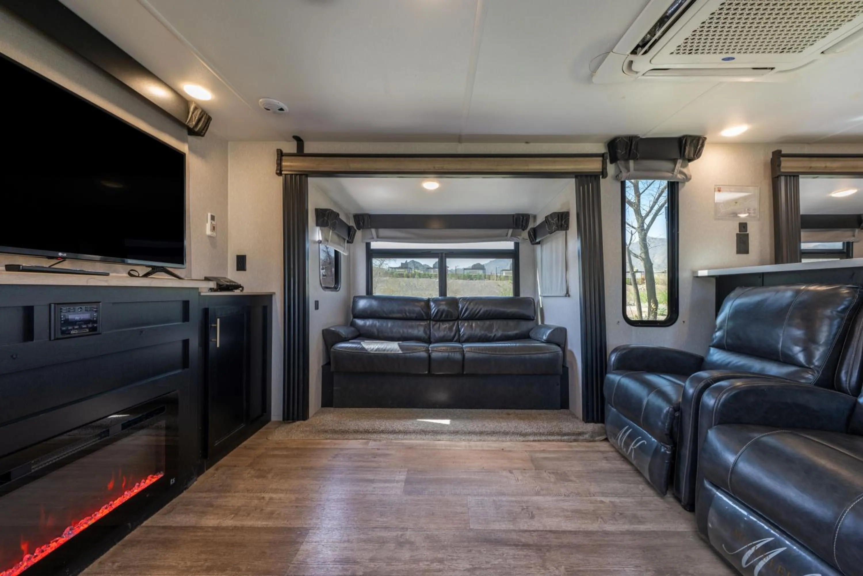 TV and multimedia in Hatta Resorts