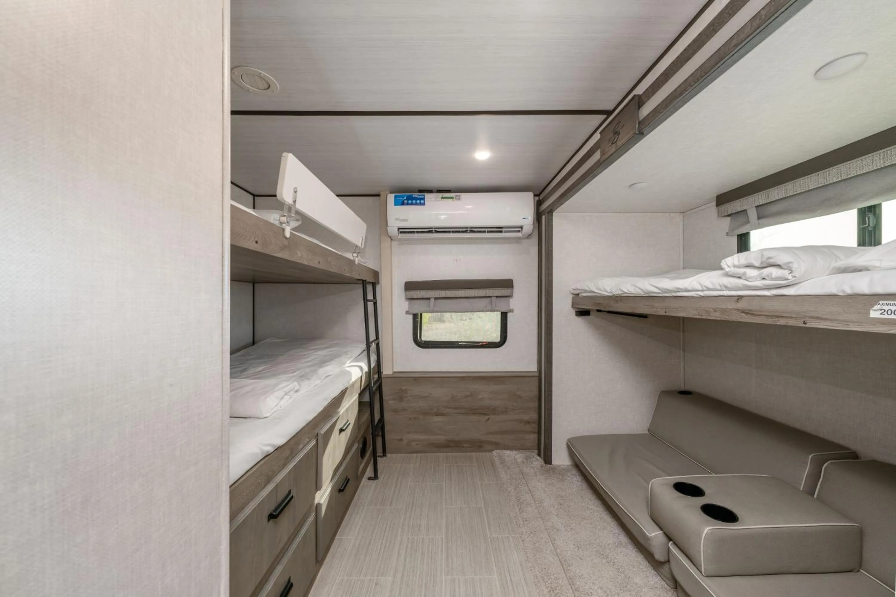 bunk bed in Hatta Resorts