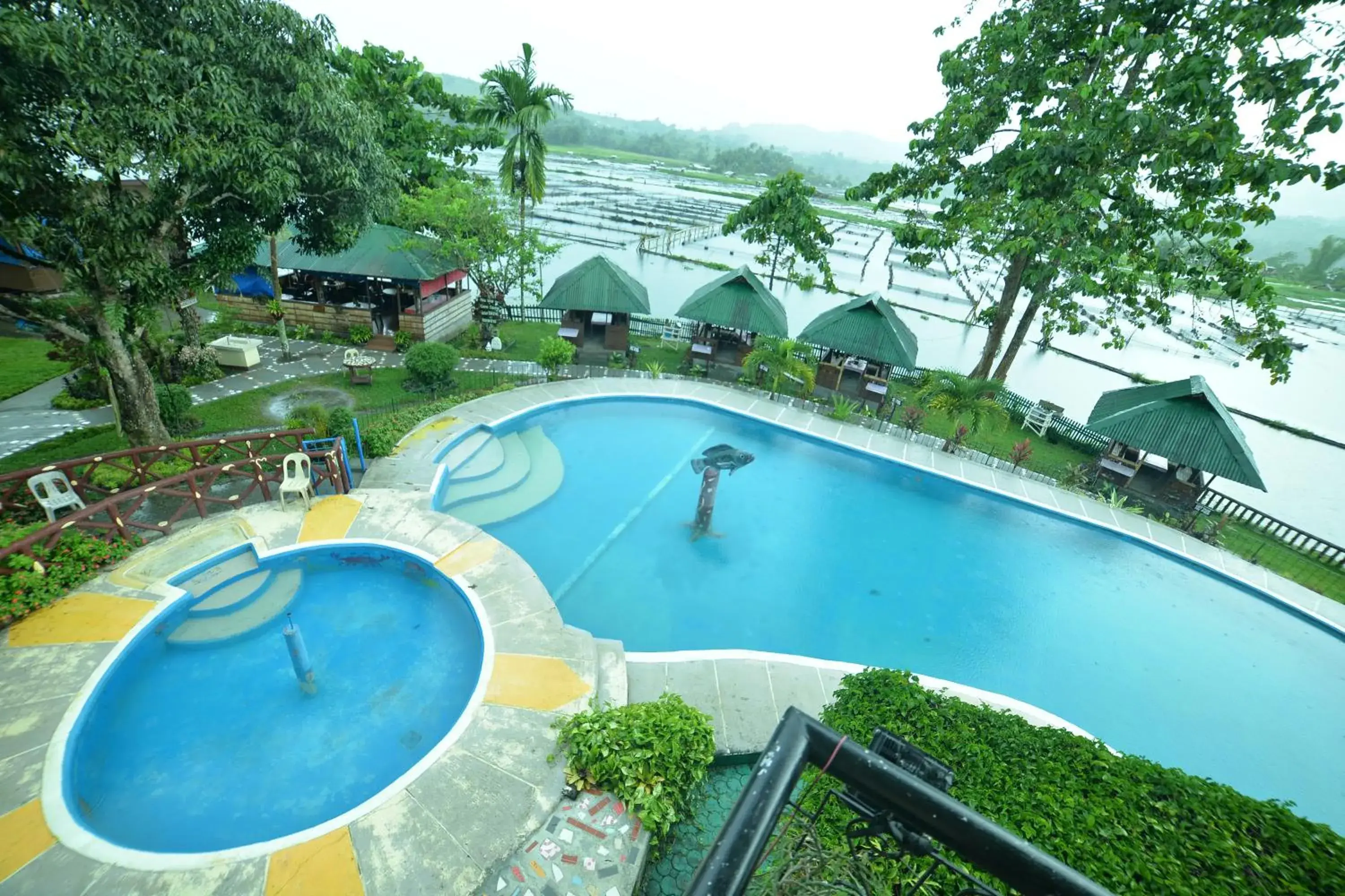 Sunrise Garden Lake Resort Sunrise Garden Lake Resort