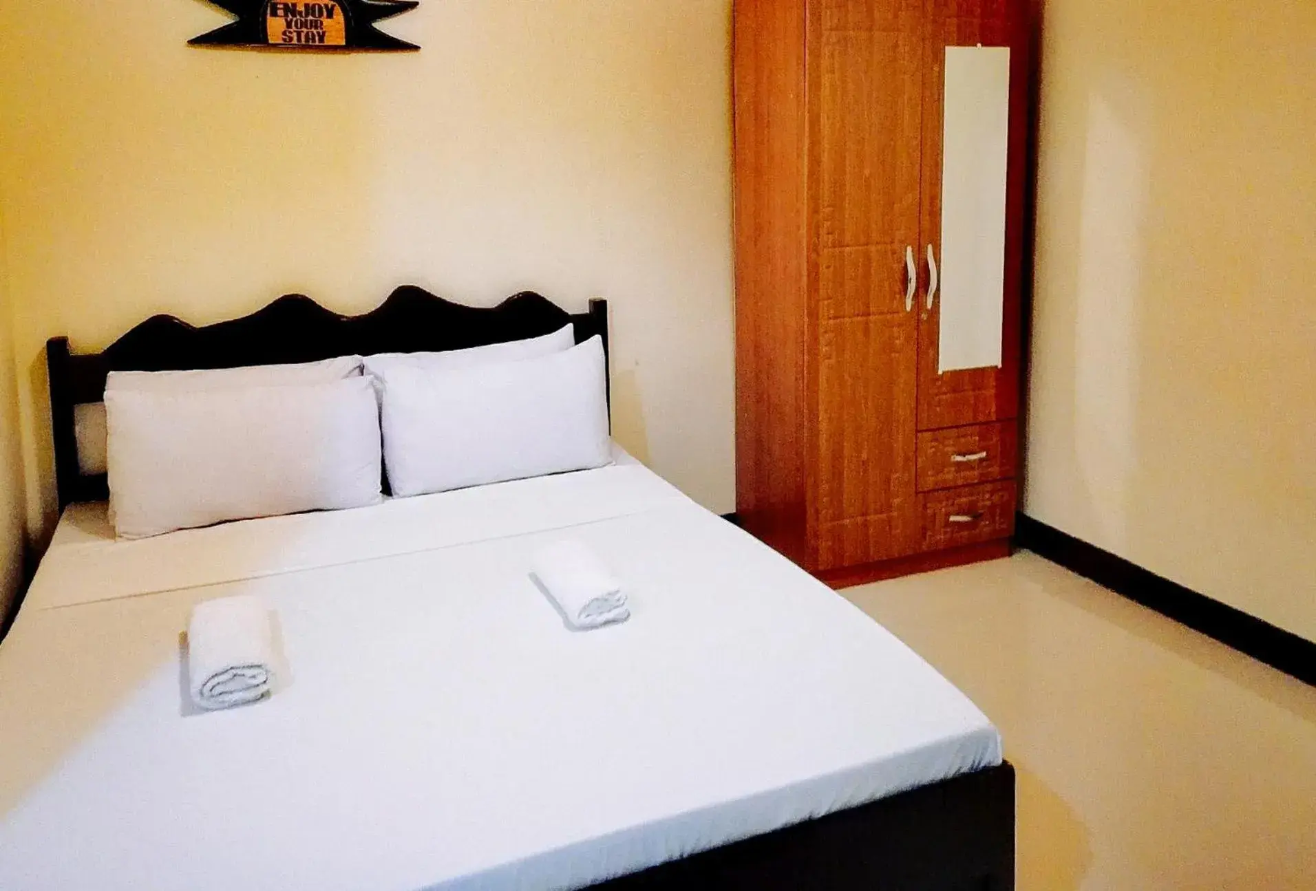 Standard Double Room in Sunrise Garden Lake Resort Standard Double Room in Sunrise Garden Lake Resort