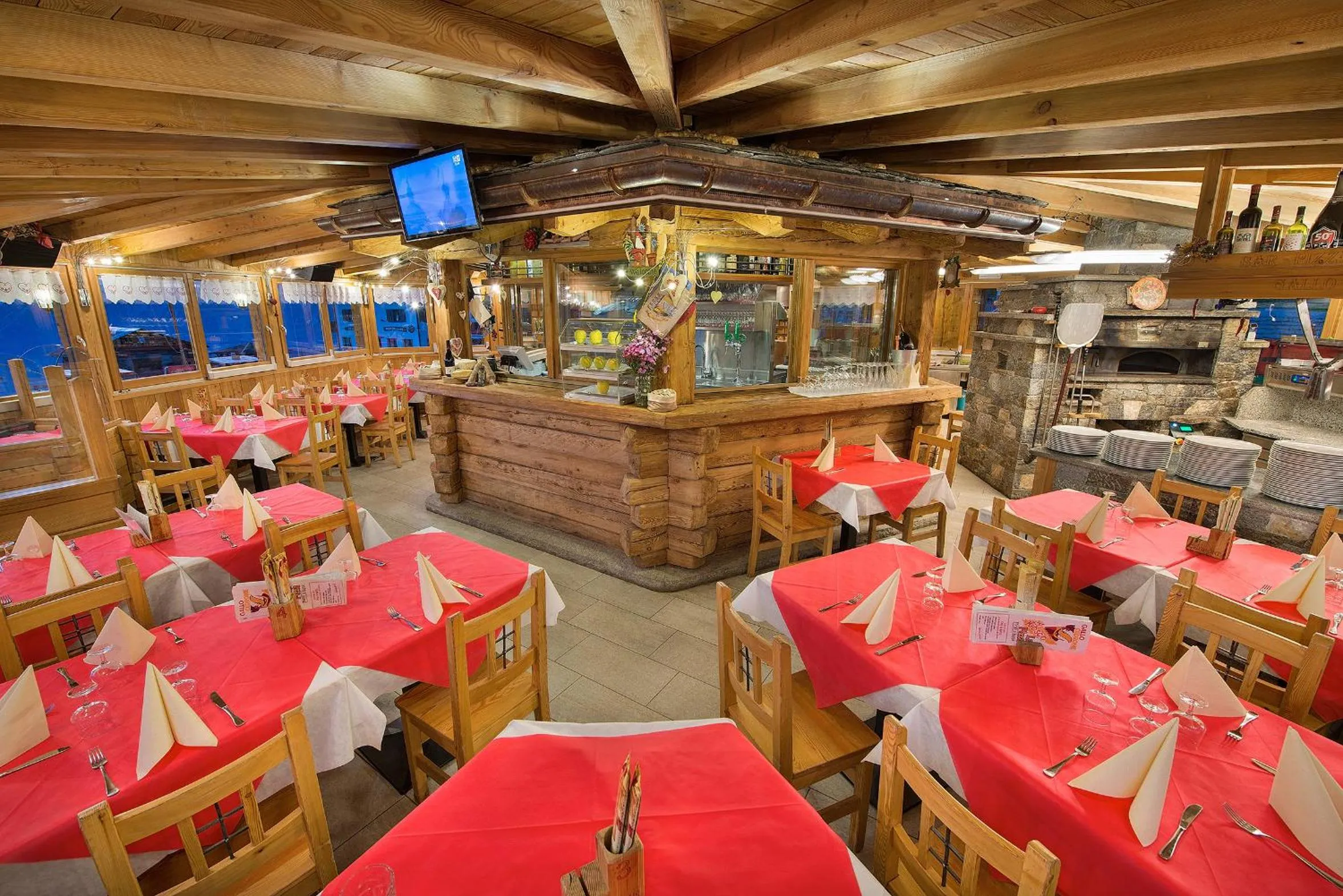Restaurant/places to eat in Hotel Gallo Cedrone