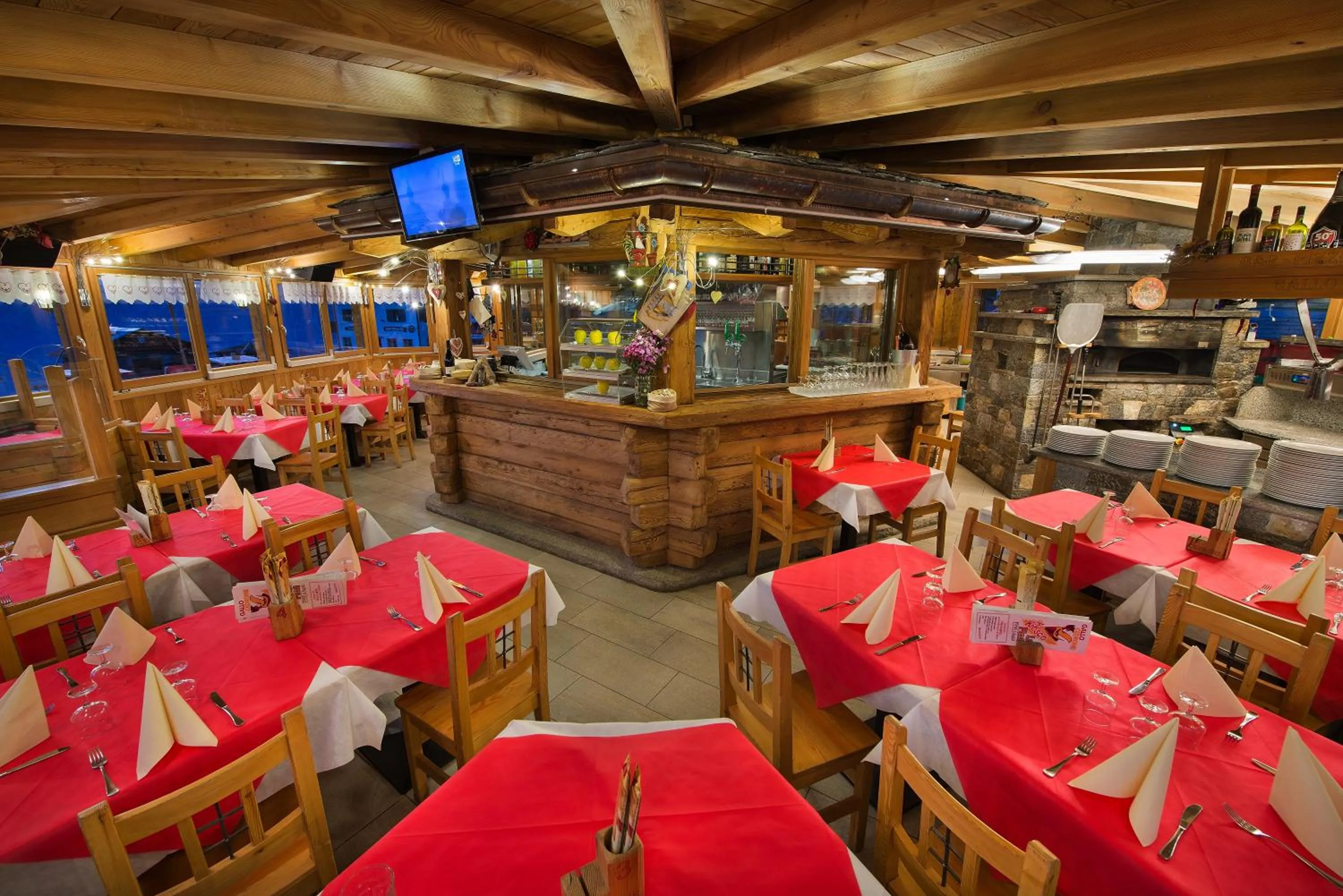 Restaurant/places to eat in Hotel Gallo Cedrone