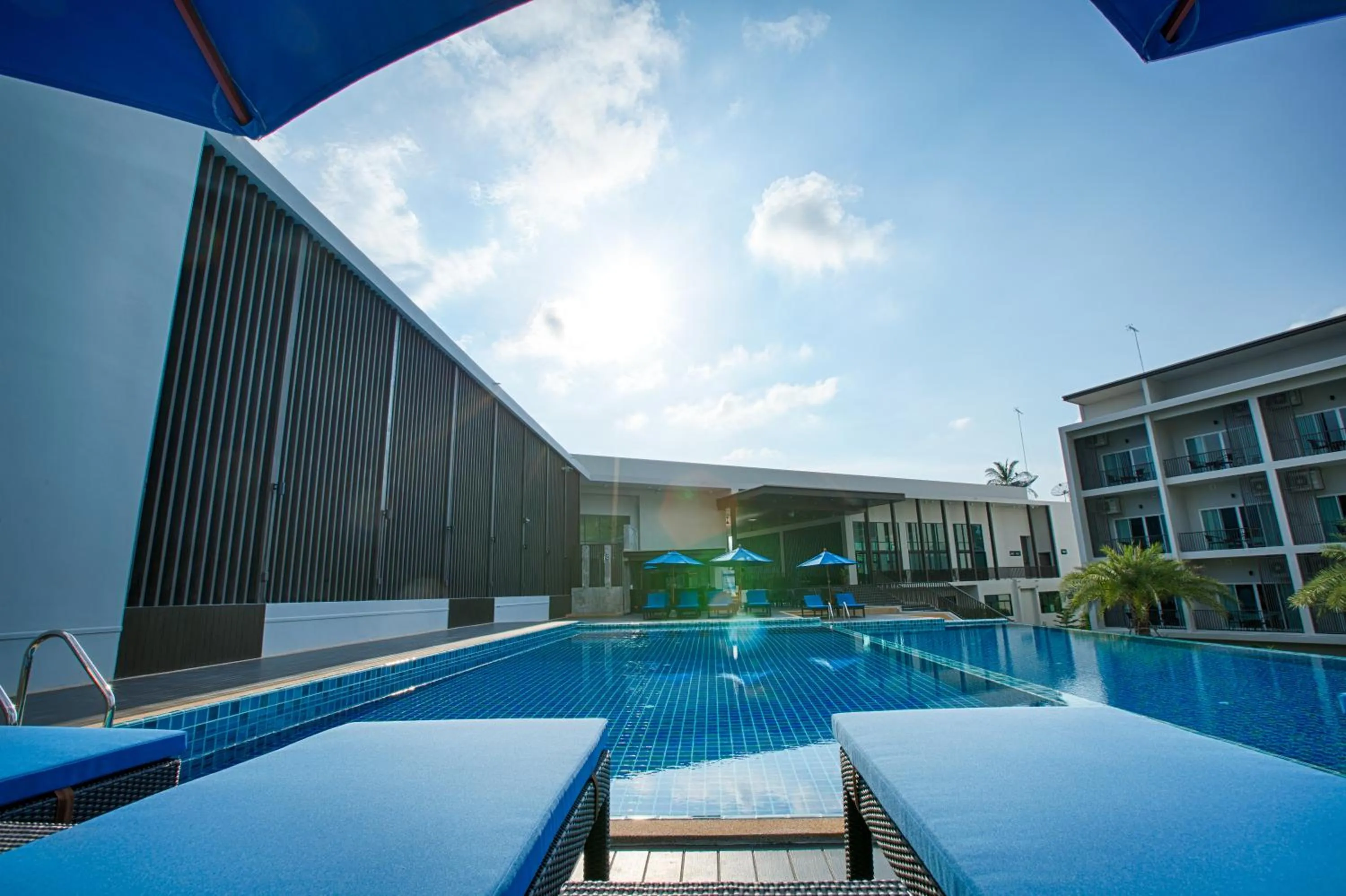 Swimming pool in Koh Chang Paradise Hill